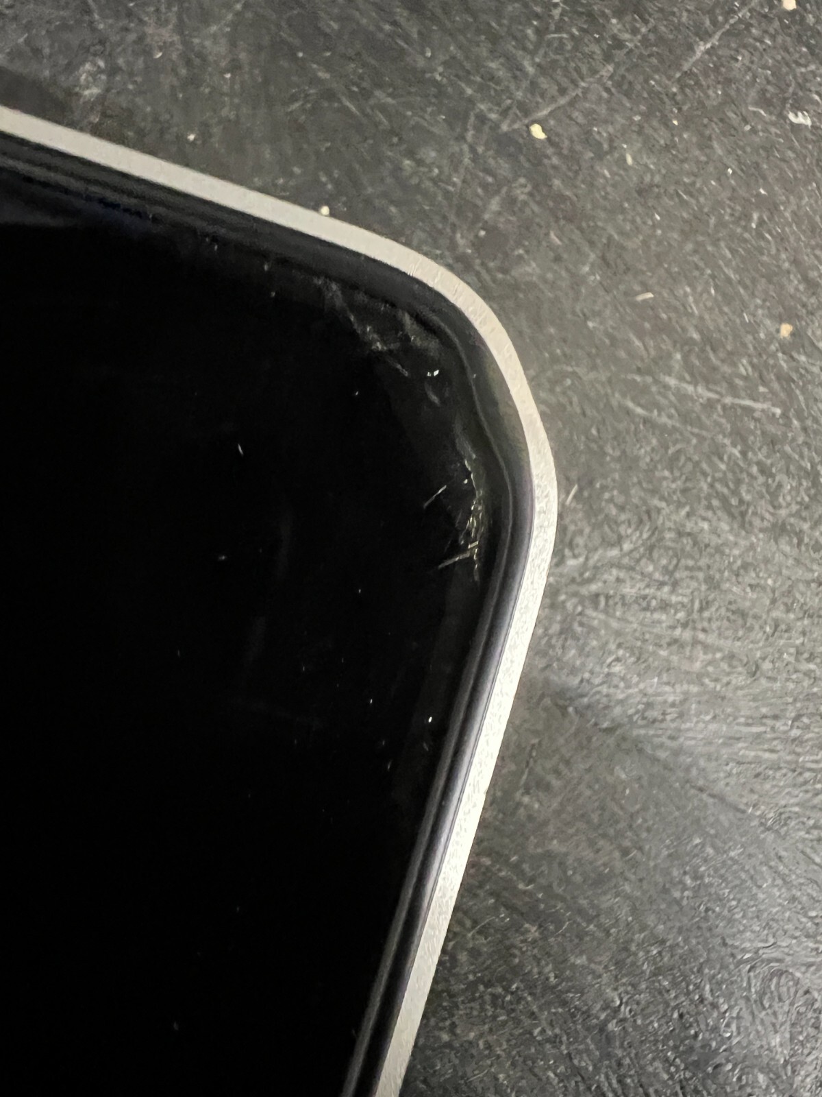 Apple MacBook Pro 15″ 1TB SSD 16GB i7 3.20Ghz Retina – SEQUOIA | Warranty – READ