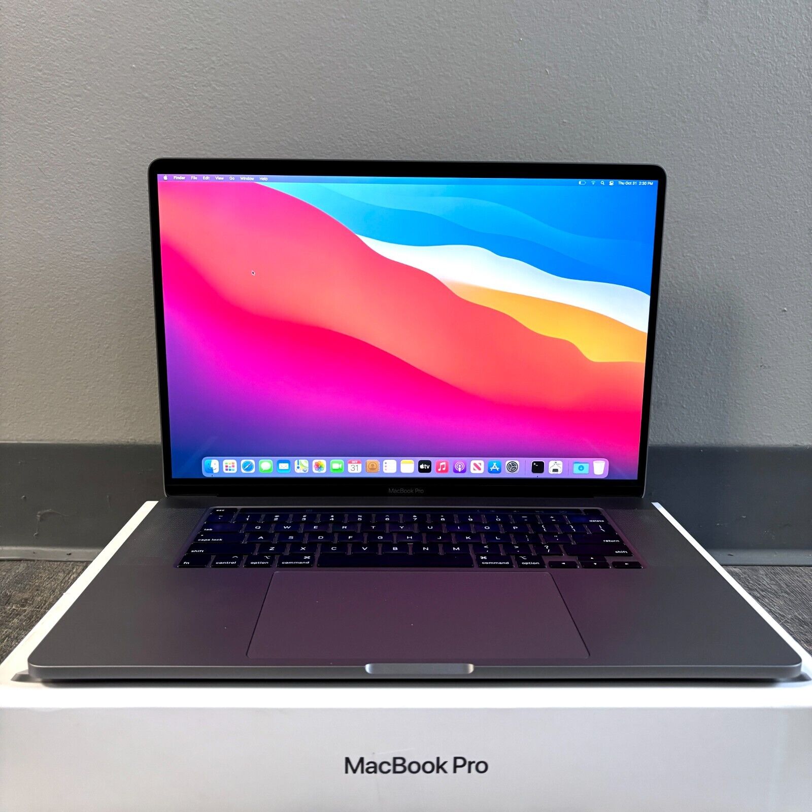 APPLE MACBOOK PRO 16 TOUCHBAR 64GB RAM SSD 8 CORE 5.0GHz i9 – NEWEST OS