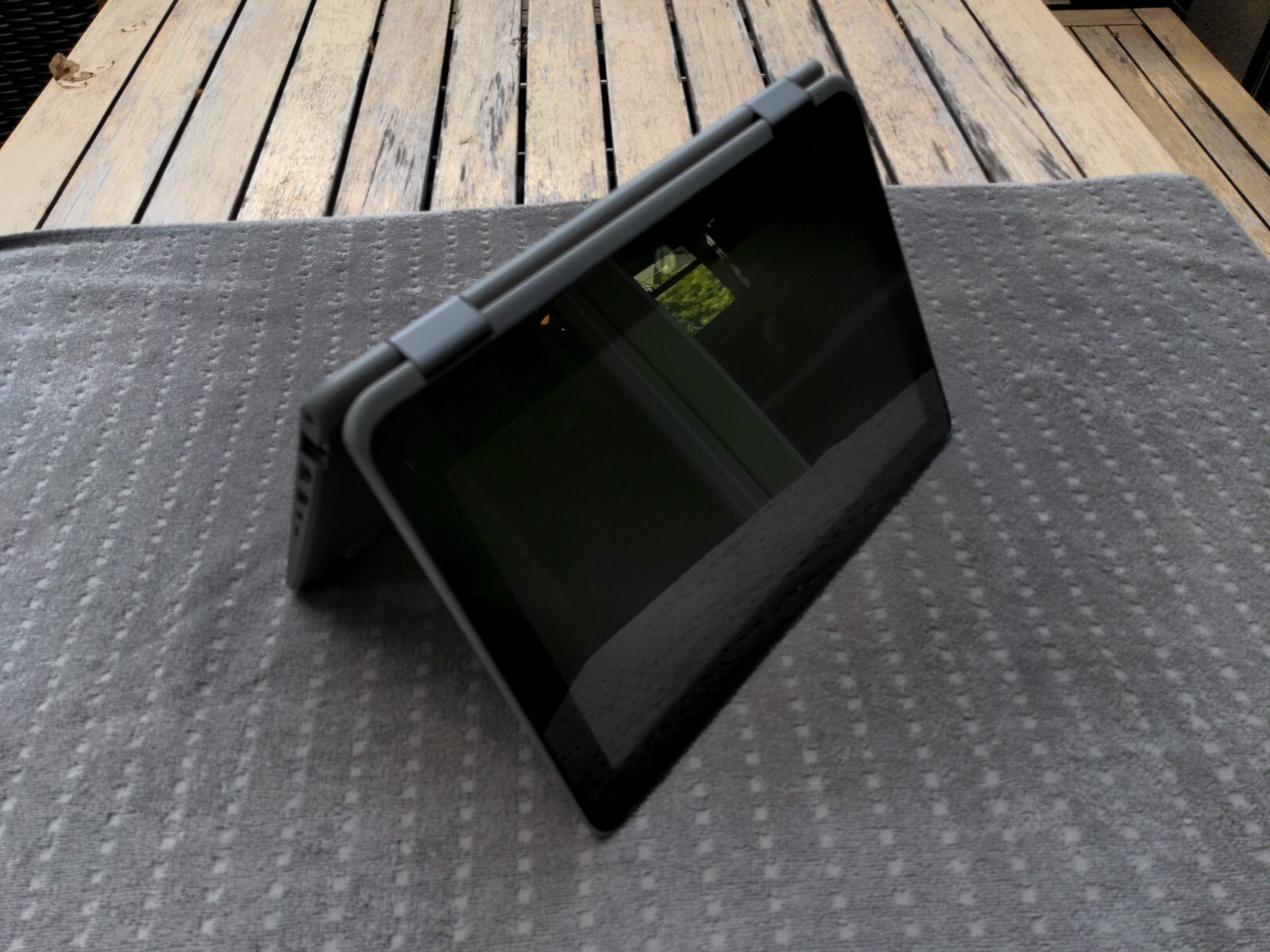 HP Probook x360 11 G3 EE Intel N4000 4GB RAM  64GB SSD Touchscreen Win 10 2-in-1