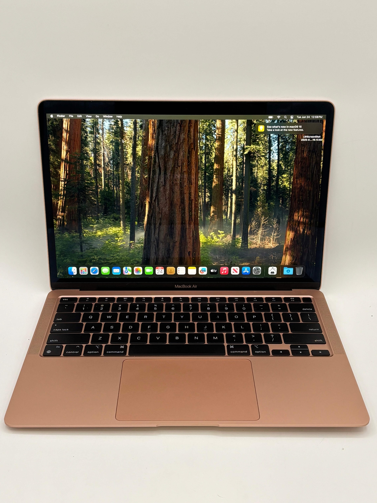 2020 Apple MacBook Air 13.3″ M1 8C GPU 3.2GHz 8GB RAM 256GB SSD A2337