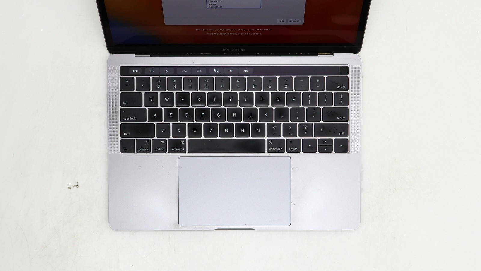 Apple MacBook Pro 13 Core i7 16GB 1TB Gray 2017 – Used Good