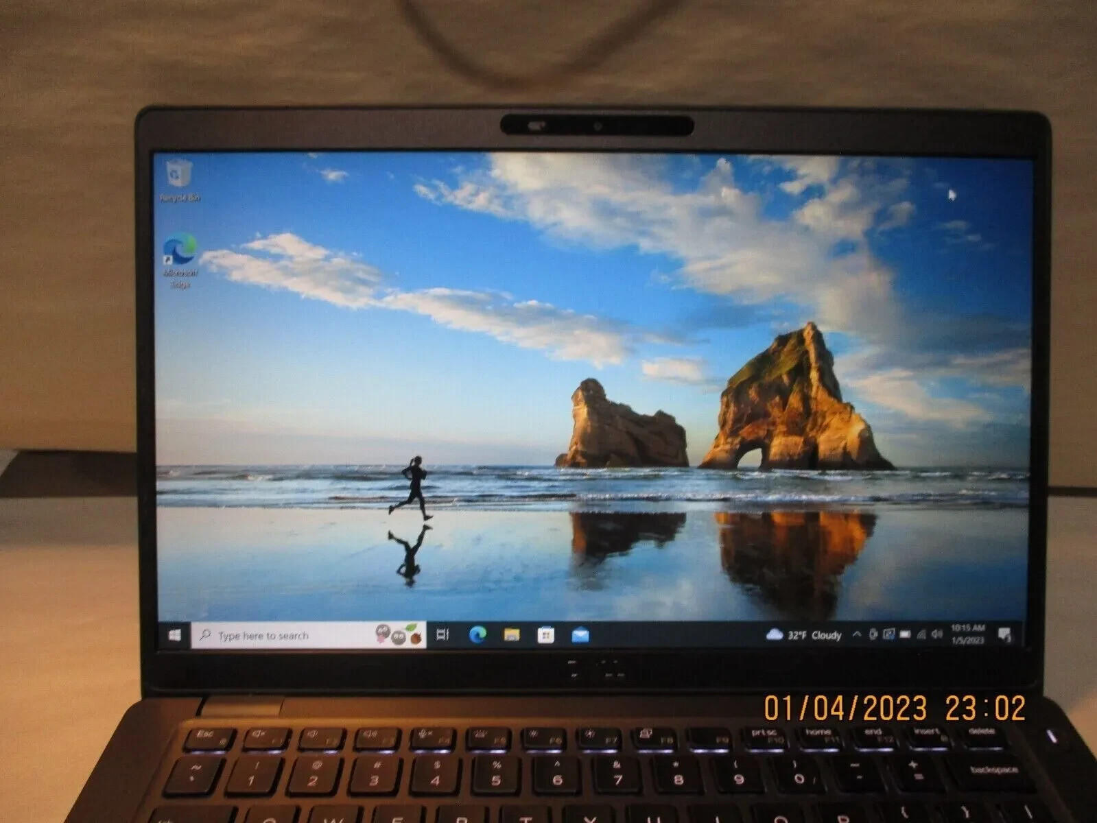 Dell Latitude 5400 14″  1.6GHz i5-8365U 16GB 256GB SSD Win 11 Pro Ready