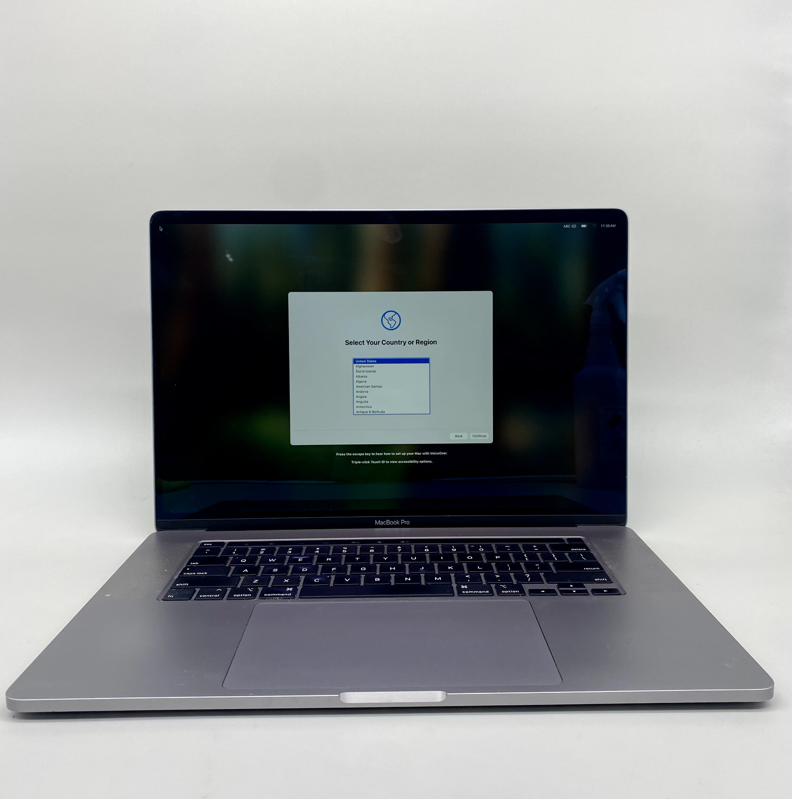 Apple MacBook Pro 16″ 2019 A2141 i7-9750H 16GB DDR4 1TB SSD Gray -C/See Photo