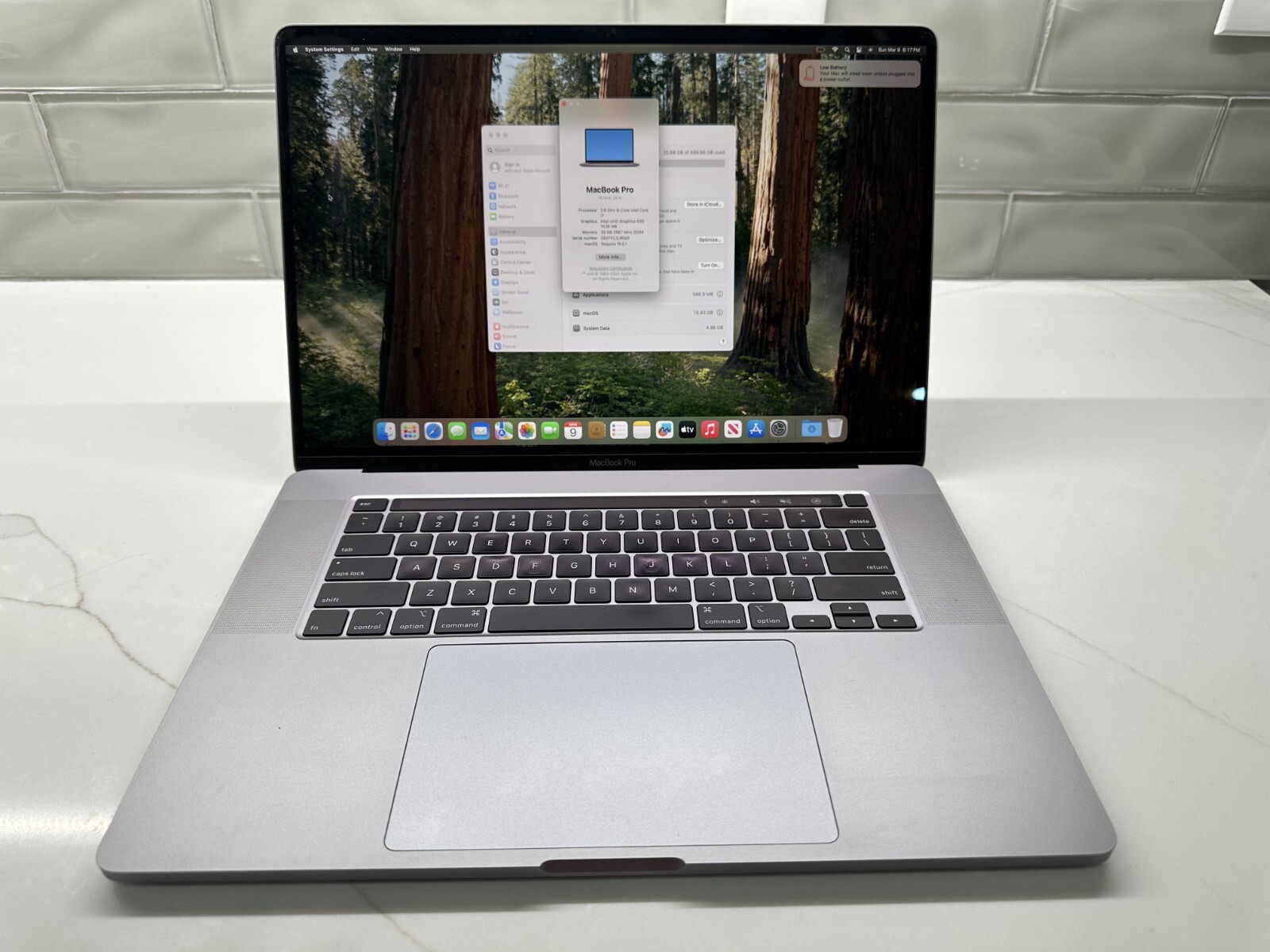 Macbook Pro 16″ 2019 – Intel Core i7 32gb RAM 500gb SSD