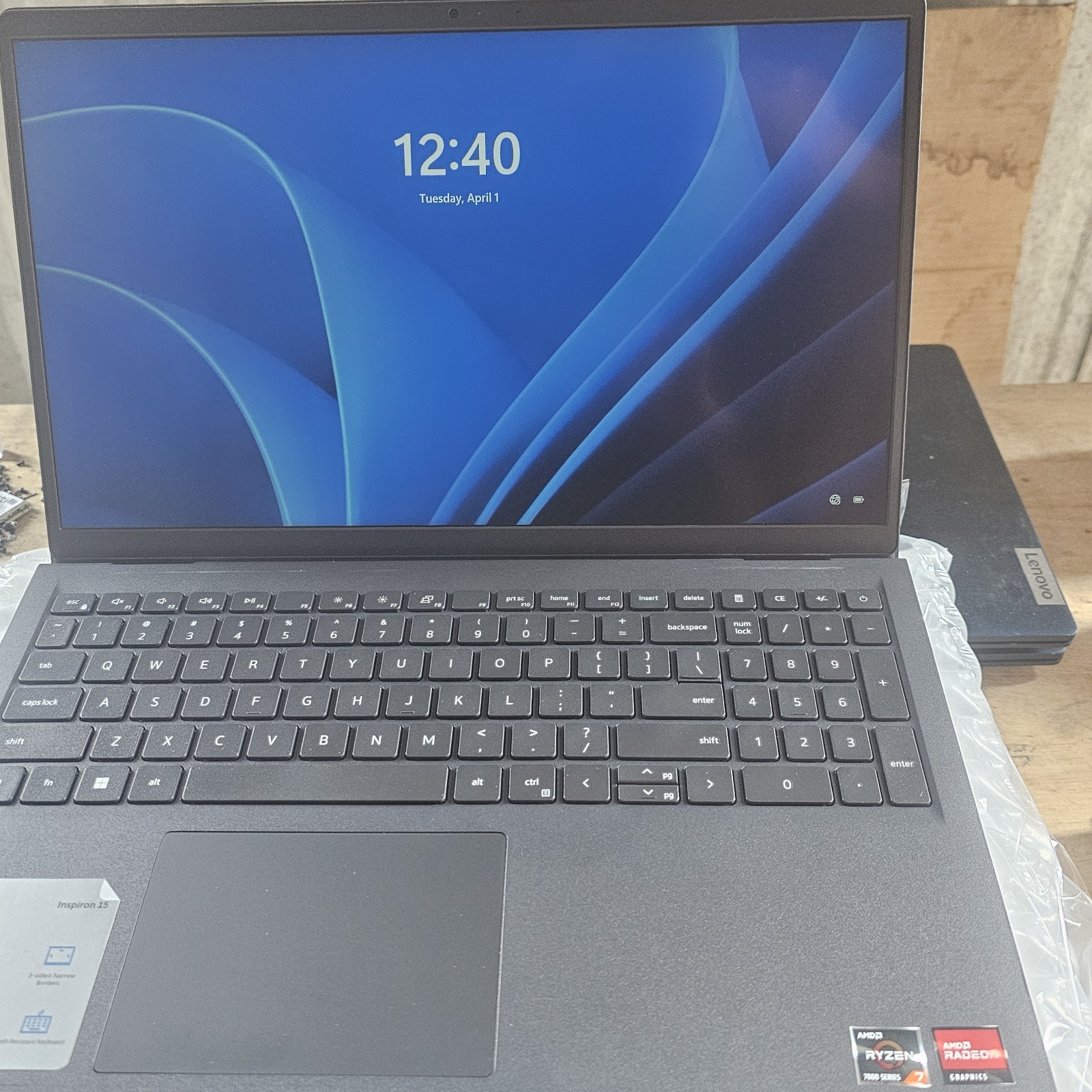 Dell Inspiron 15 3535 15.6″ AMD Ryzen 7 7730U 16GB 512GB SSD Touch Good