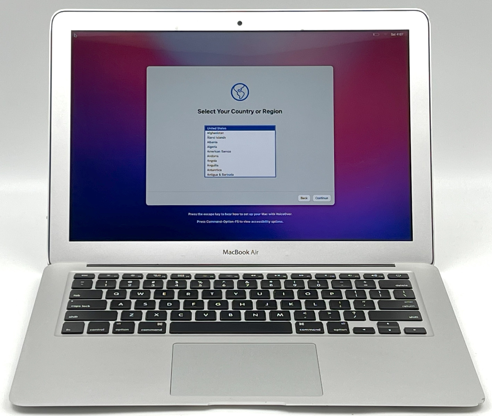 Apple MacBook Air 13.3 (2015)” – i5-5250U – 8GB RAM – 256GB SSD – Silver