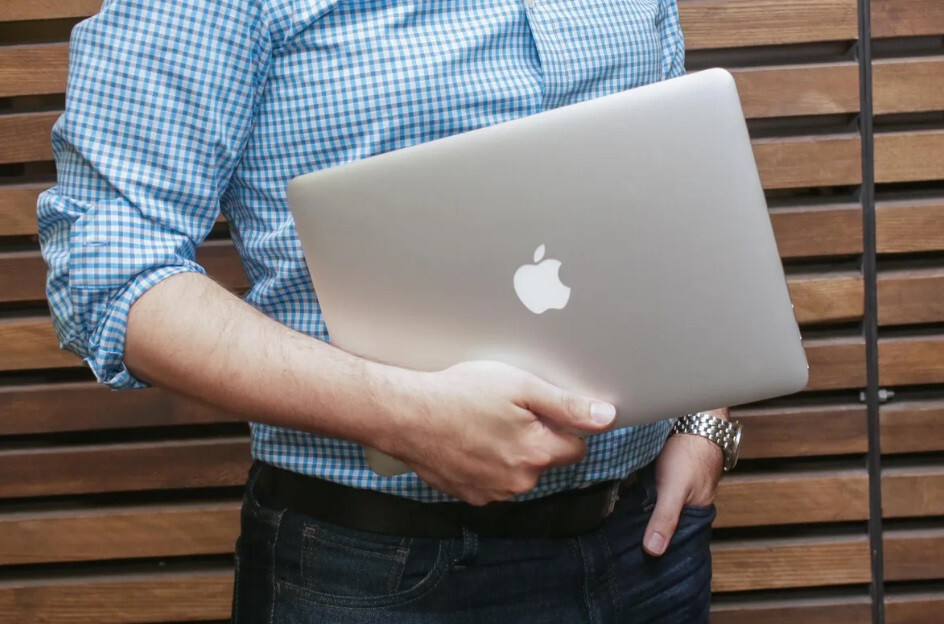 GREAT 11″ Apple MacBook Air 2.7Ghz i5 TURBO SSD – SEQUOIA – WARRANTY