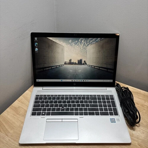 HP EliteBook 850 G5 15.6″  i5 1.60GHZ  16GB  256GB SSD