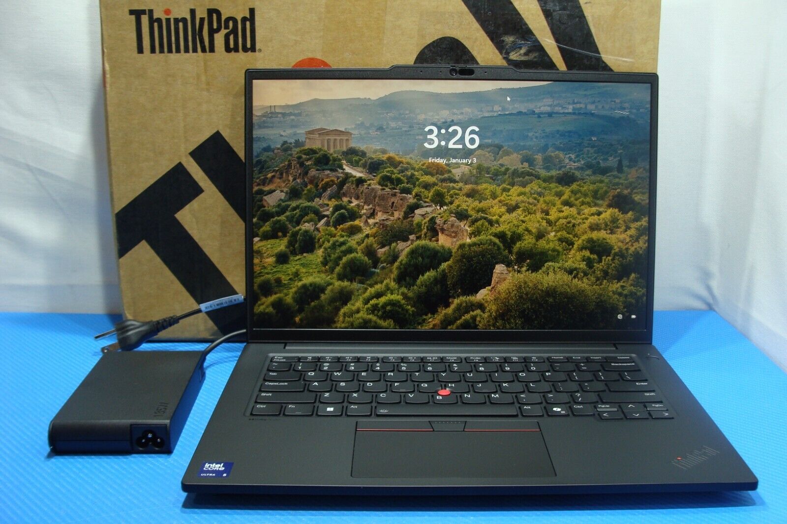 Lenovo ThinkPad P14s Gen 5 14.5″FHD Ultra 5 125H 16GB 256GB RTX500 Ada WRTY 2028