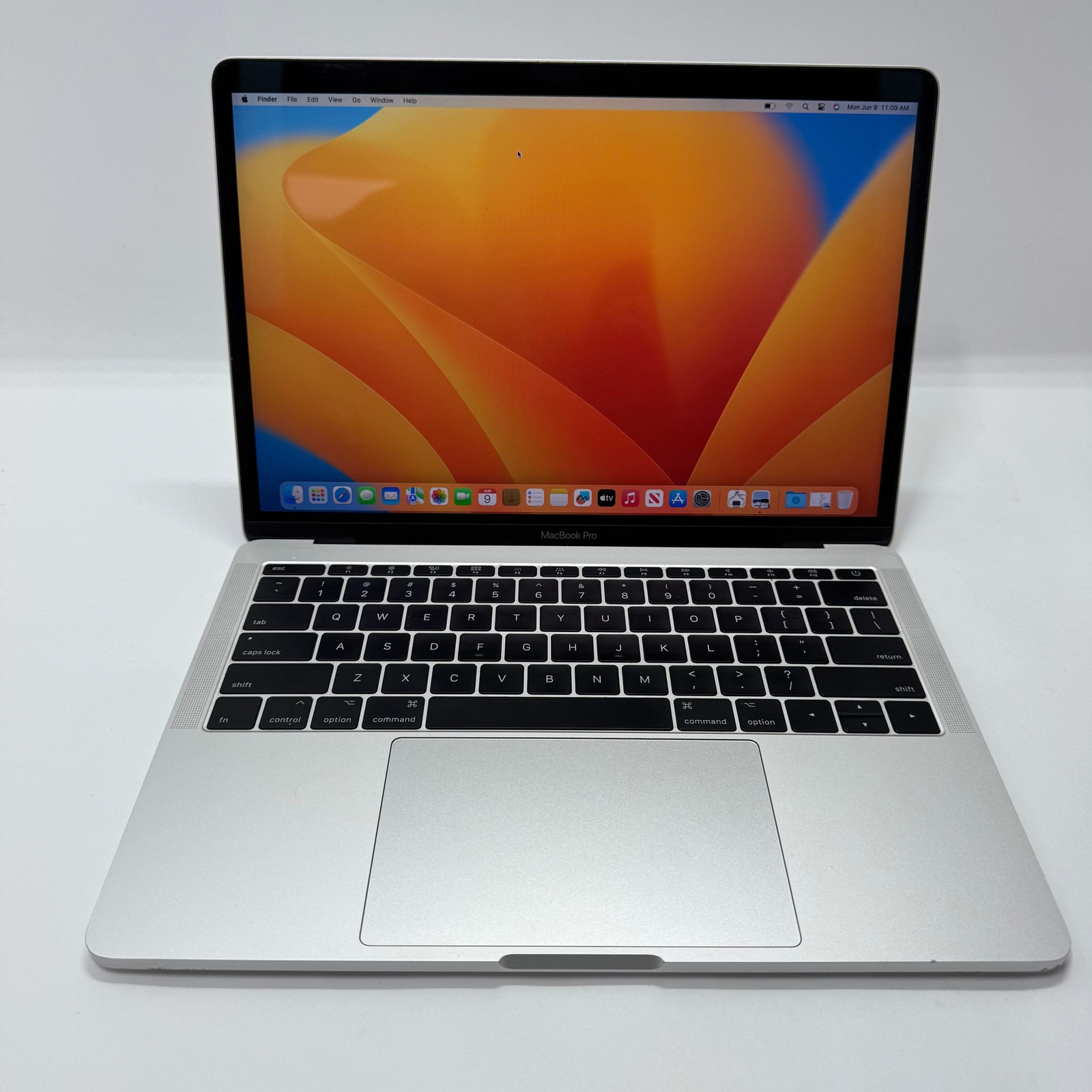 2017 Apple MacBook Pro 13.3″ i7 2.5GHz 16GB RAM 500GB SSD Space Gray A1708