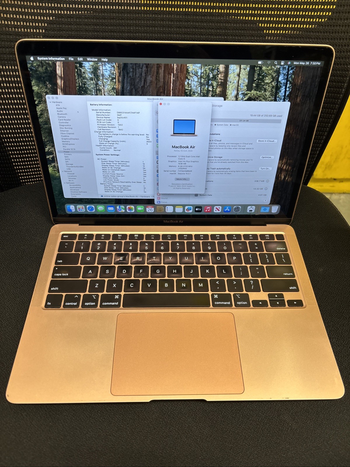 2020 Apple MacBook Air 13 IN  – 256GB – 8GB Ram – Laptop