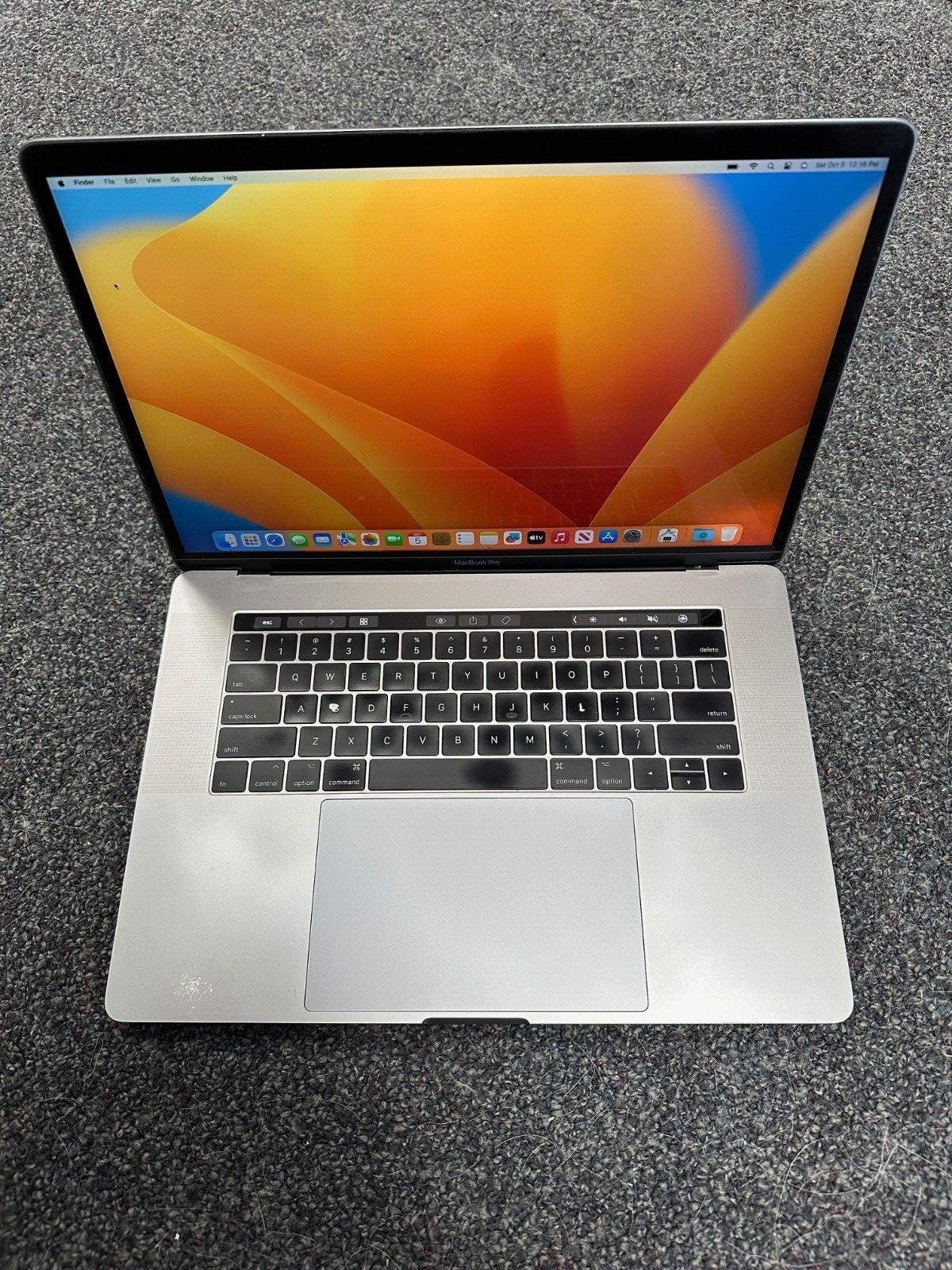 2017 Apple MacBook Pro 15″ Touch Bar  i7 2.9ghz – Choose Specs – Service Battery