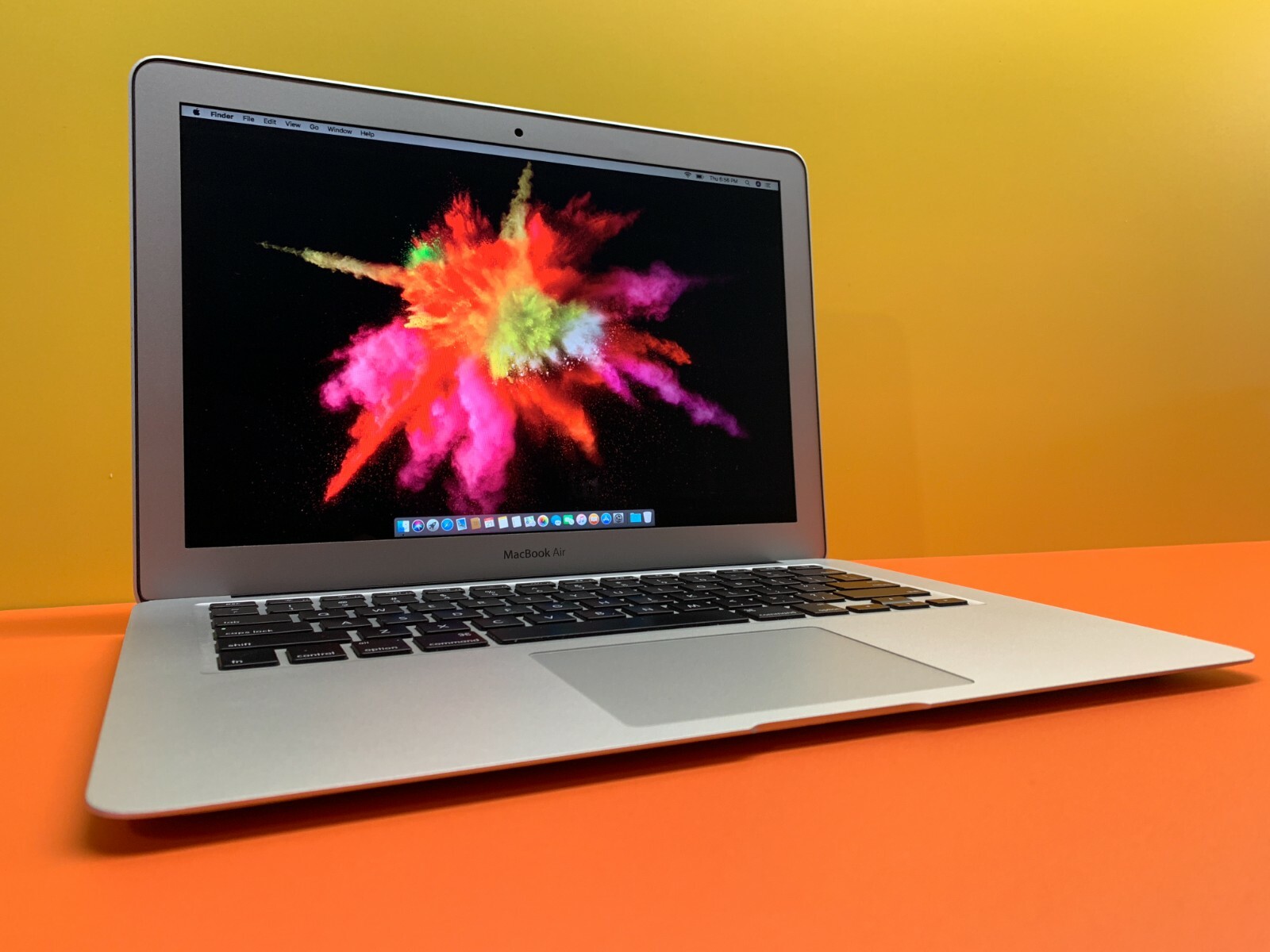 Apple MacBook Air 13  i7 3.2  2015  macOS SEQUOIA  8GB RAM  256 SSD