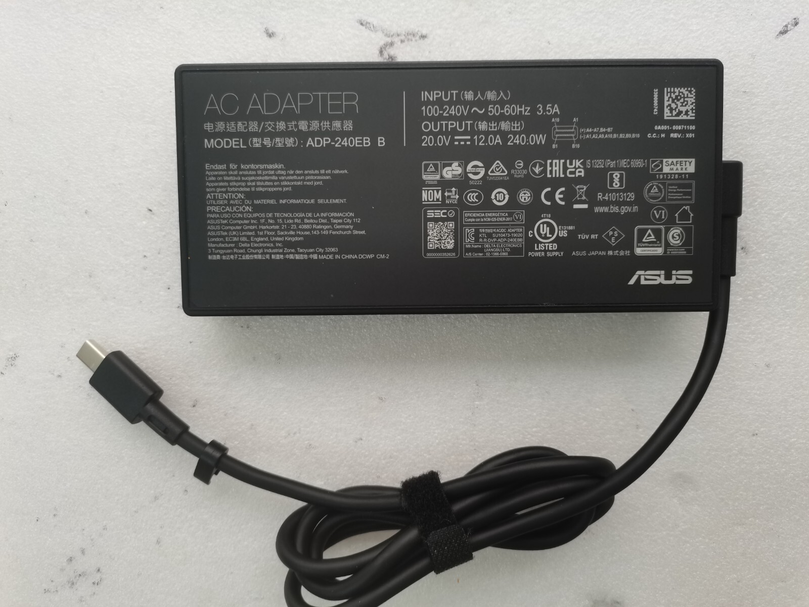 For ASUS TUF Gaming A16(2025) FA608UP RTX5070 20V 12A 240W ADP-240EB B Original