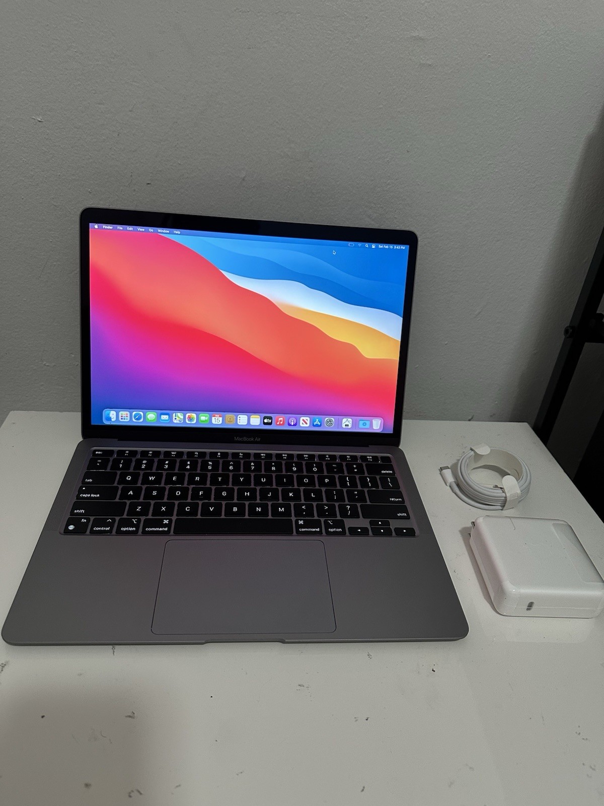 MacBook Air 13.3″ (256GB SSD, Apple M1, 8GB RAM) – Space Gray – MGN63LL/A (2020)