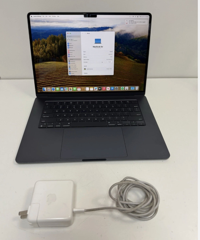 Apple MacBook Air 13.3″ (256GB SSD, Intel Core i3 10th Gen., 3.20 GHz) photos