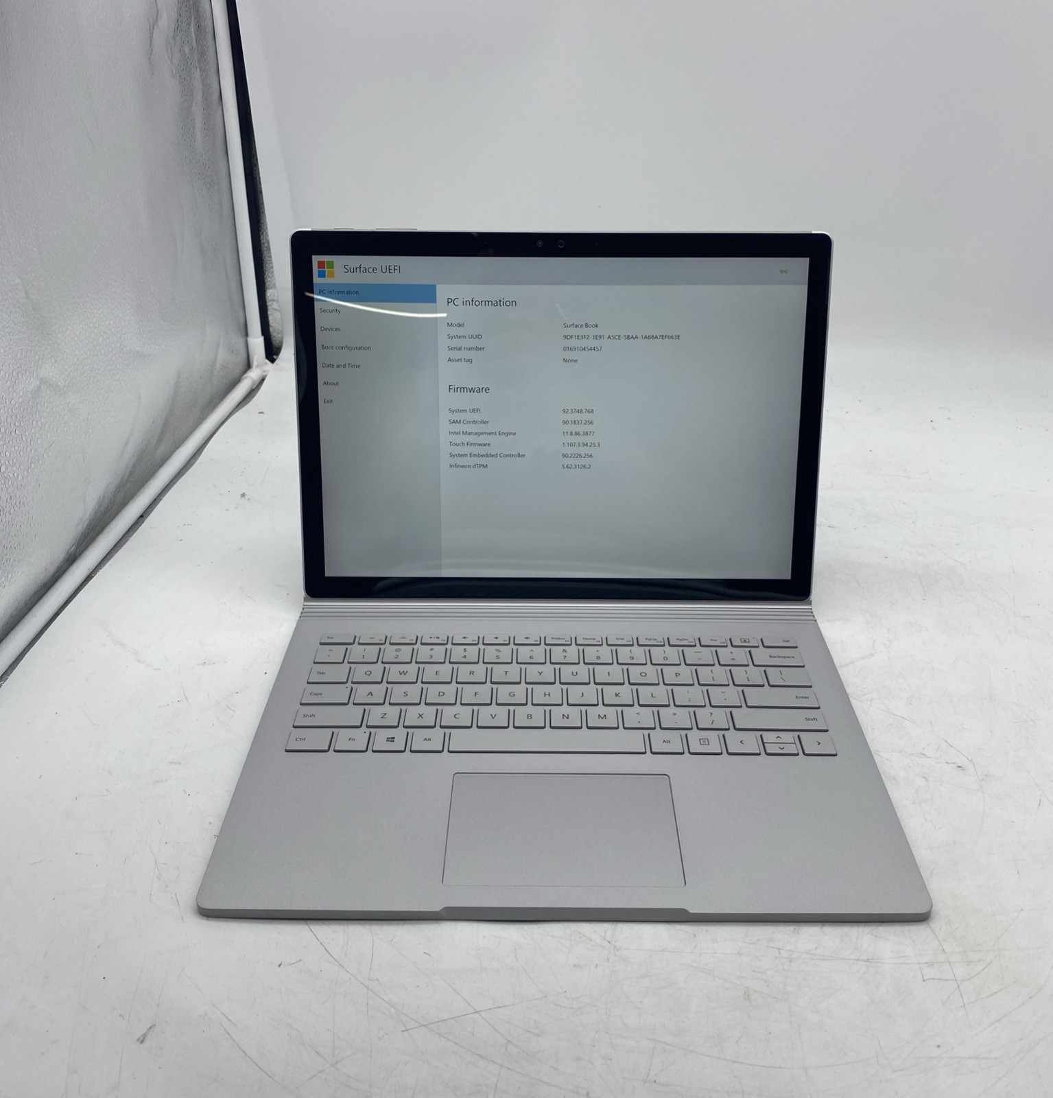 Microsoft Surface Book Laptop Intel Core i7-6600U 2.6GHz 8GB RAM 256GB SSD NO OS