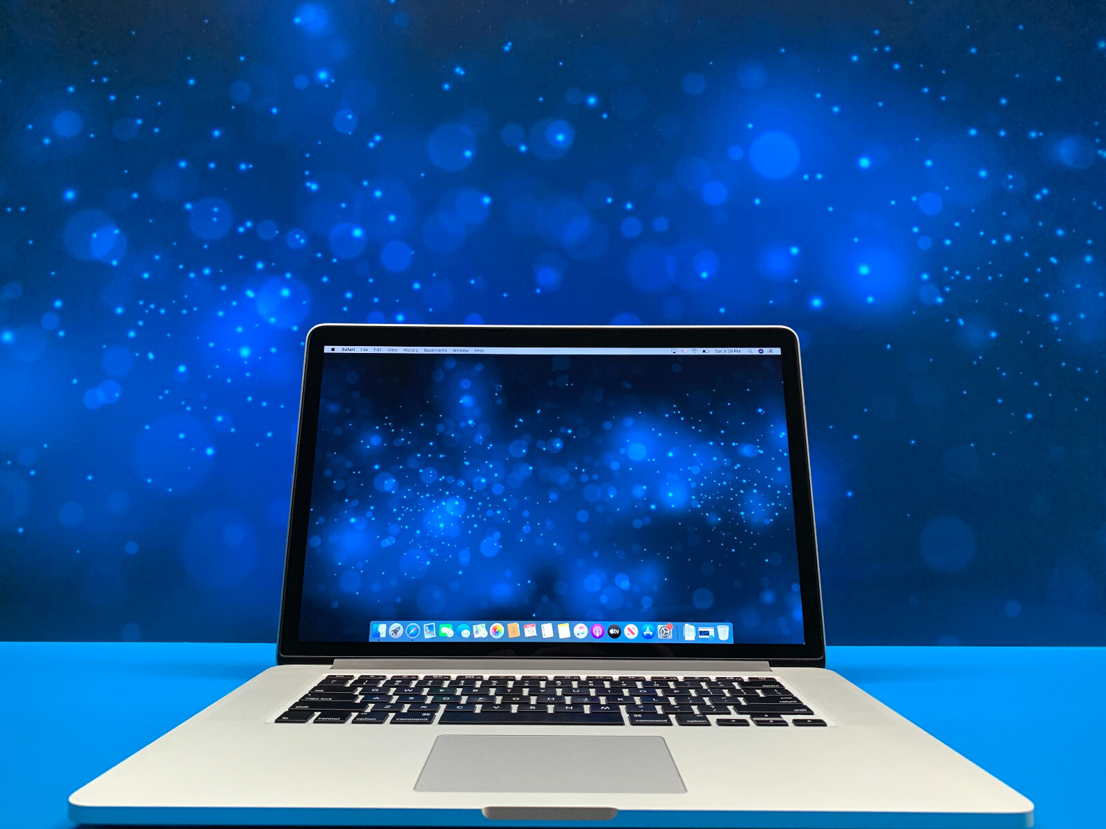 Apple MacBook Pro 15″ 16GB i7 3.4Ghz – Retina 1TB SSD SEQUOIA WARRANTY