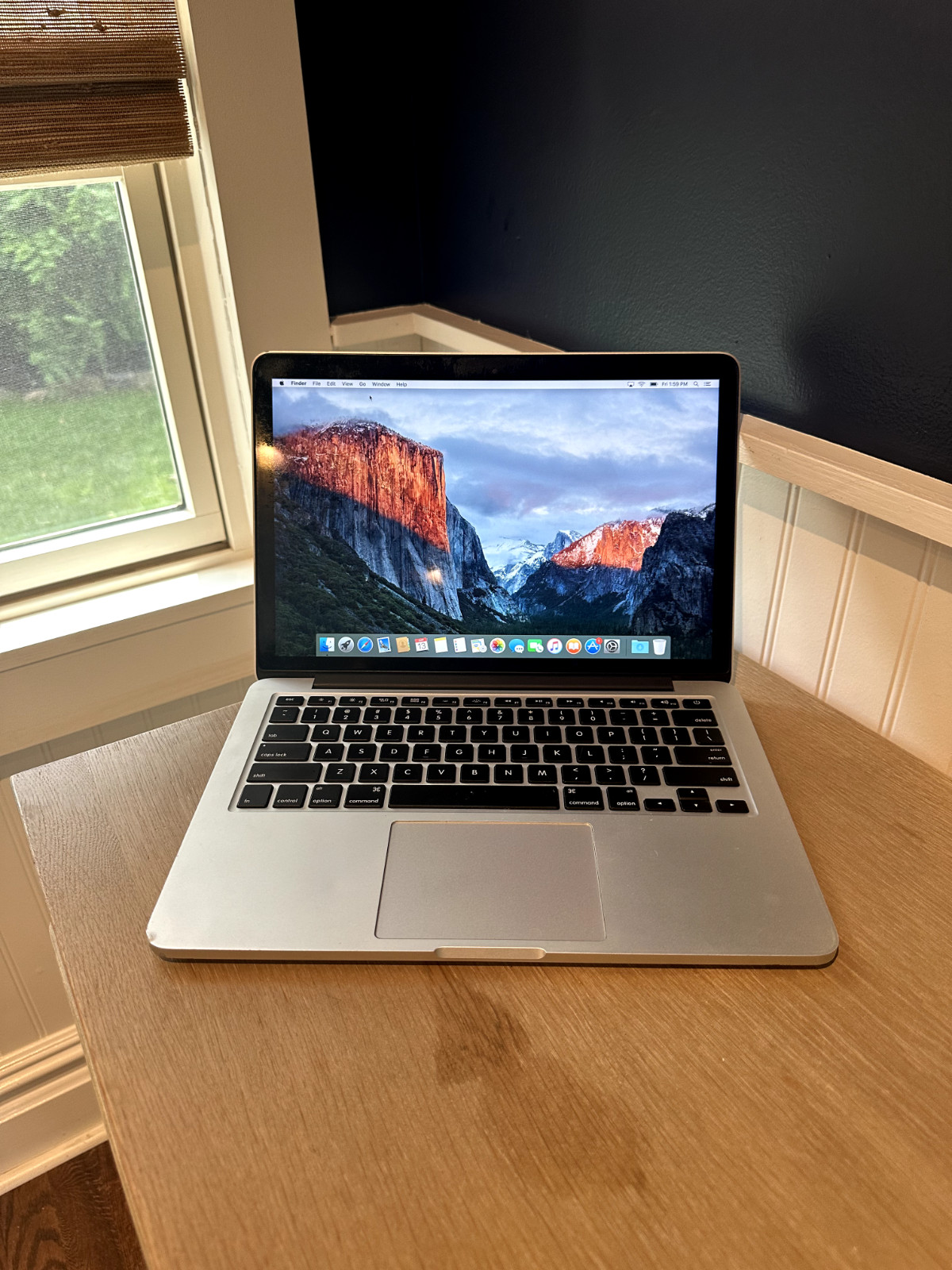 Apple Macbook Pro 13″ (2015) – i5 2.7GHZ 8GB 256GB SSD – Mac OS X