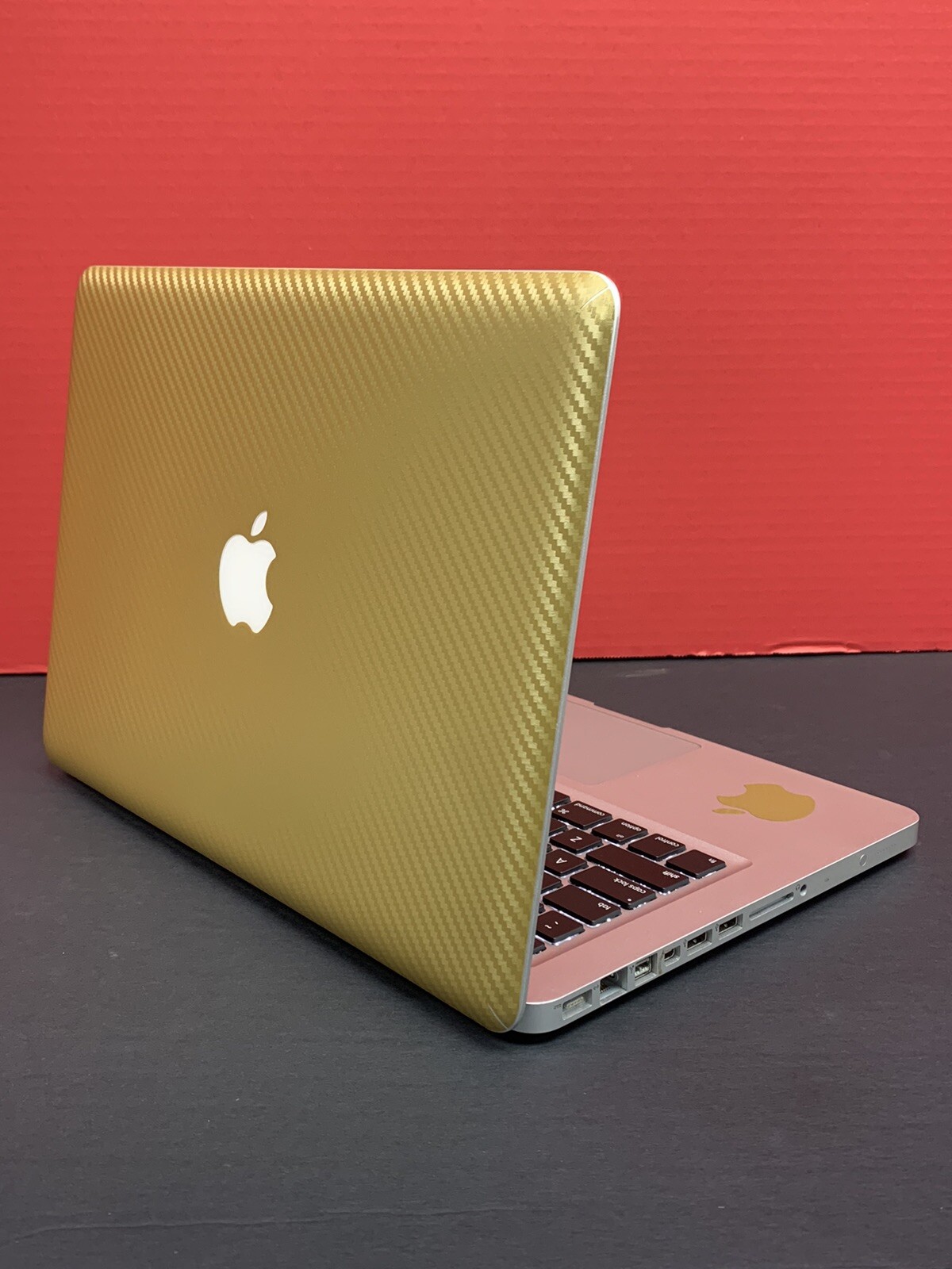 Apple MacBook Pro 13.3” 2.5GHz intel Core i5 8GB RAM 256GB SSD MacOS High Sier