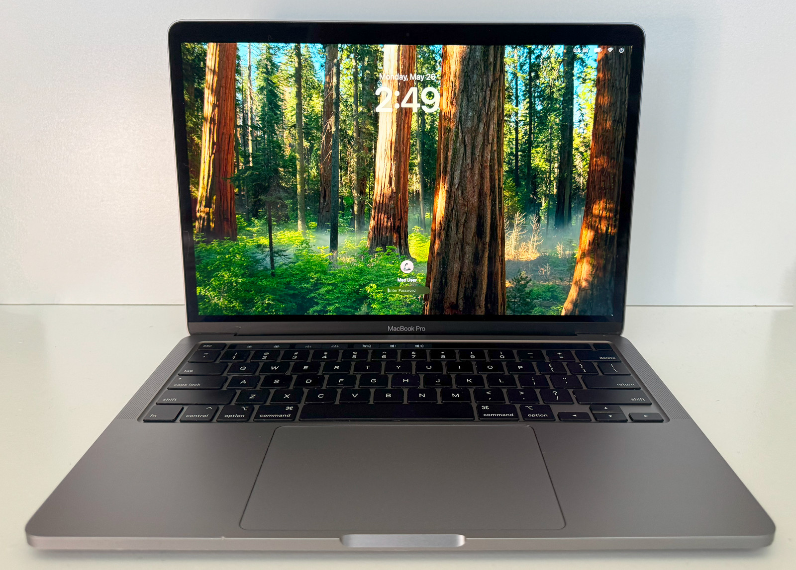APPLE MACBOOK PRO 13″ A2289 –  INTEL i7 1.7 GHz 16GB RAM 256GB SSD  – SEQUOIA