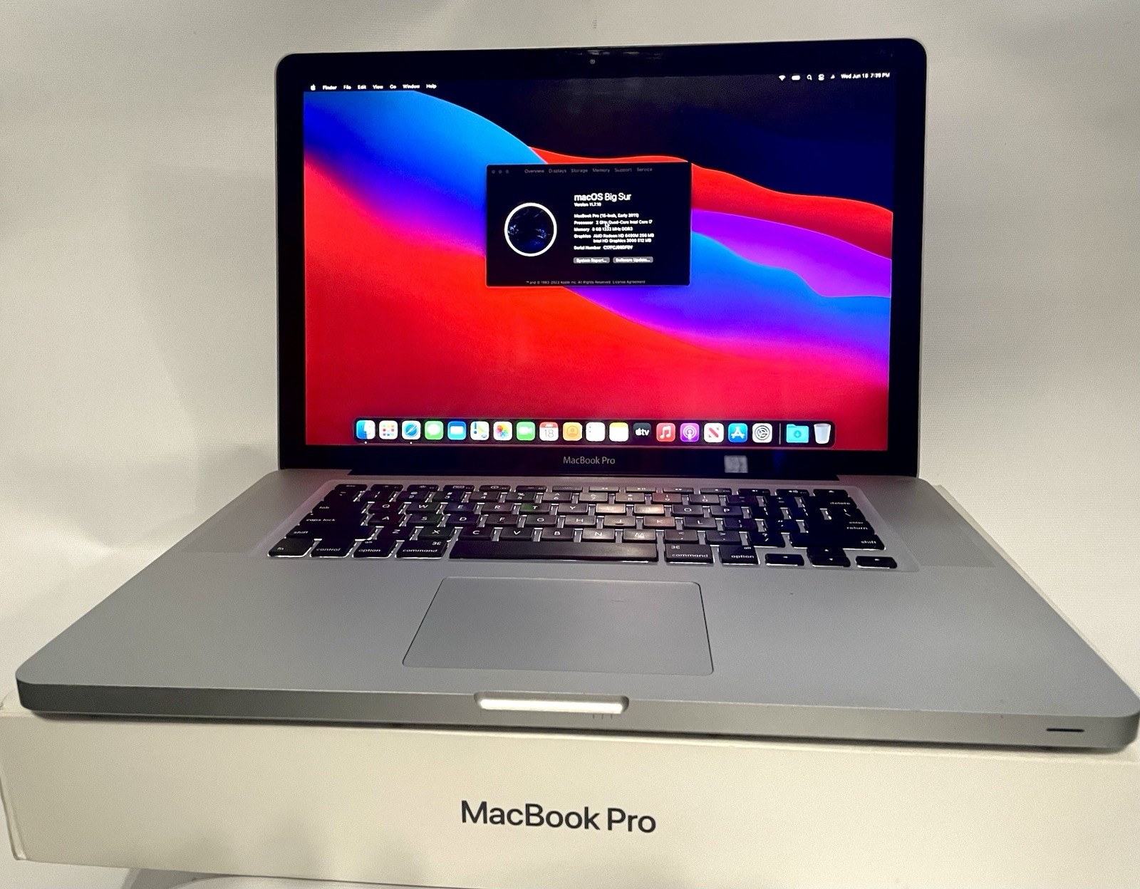 Apple MacBook Pro 15″ – i7 8GB RAM 256GB SSD MC721LL/A