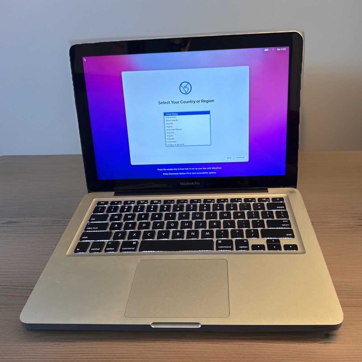 Apple MacBook Pro 13” | 2.5 GHz Intel i5 | 10 GB RAM | 480 GB SSD | 7400