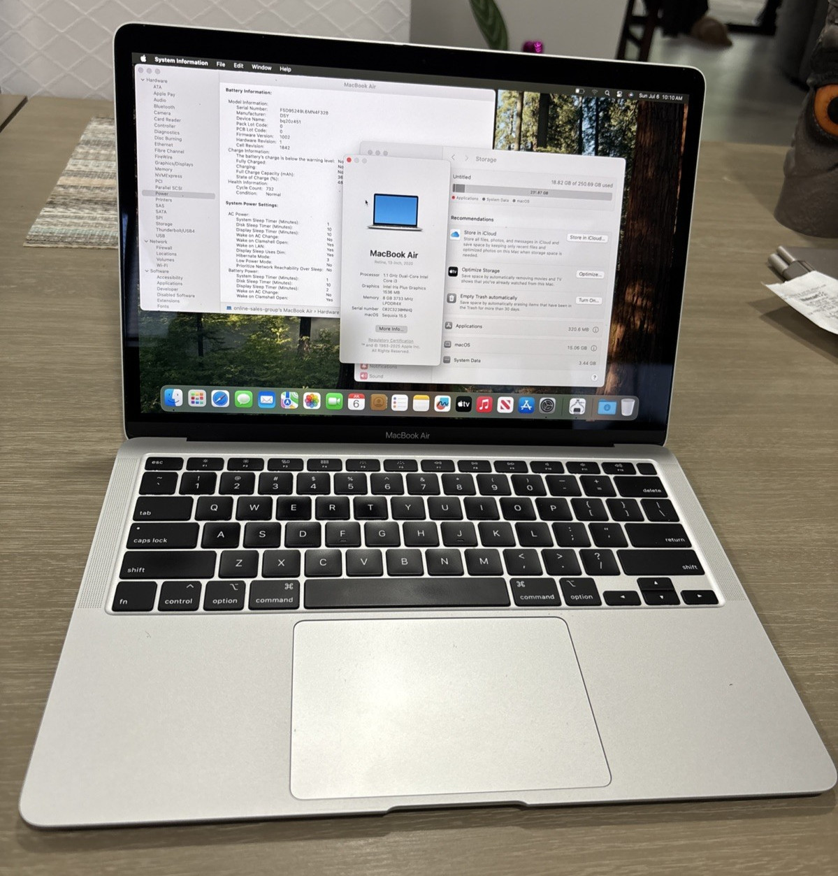 2020 Apple MacBook Air 13 IN  – 256GB – 8GB Ram