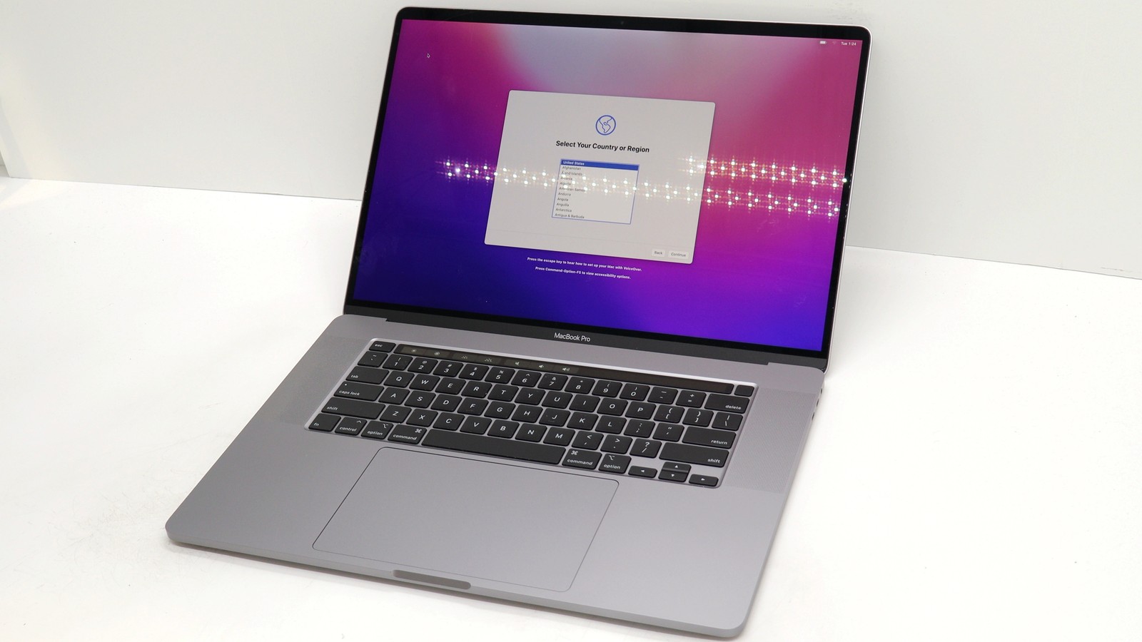 Apple MacBook Pro 16 Core i9 16GB 512GB Gray 2019 – Used Very Good