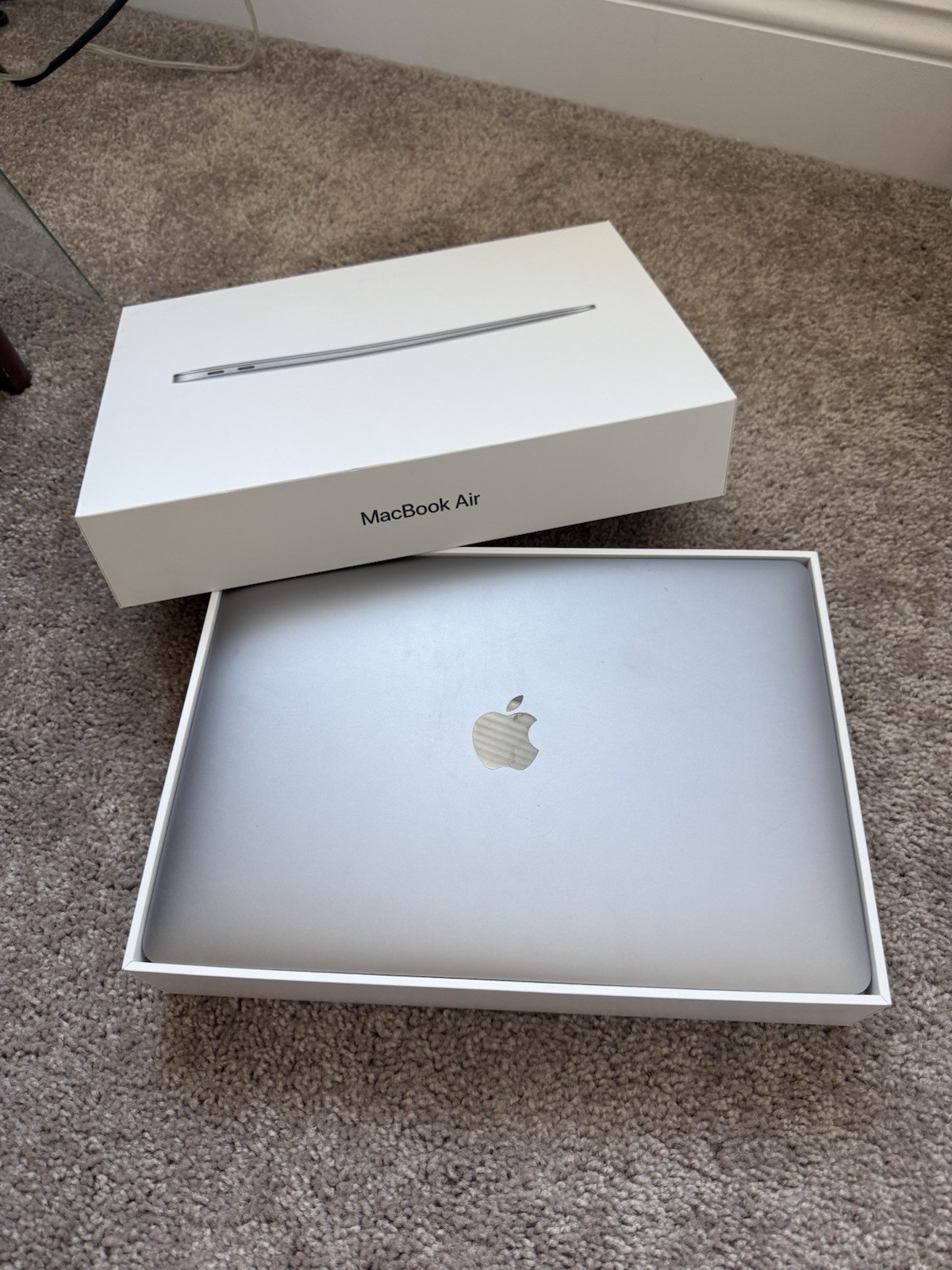 Apple MacBook Air 13.3″ (256GB SSD, Intel Core i5 8th Gen., 1.60 GHz, 8GB)…