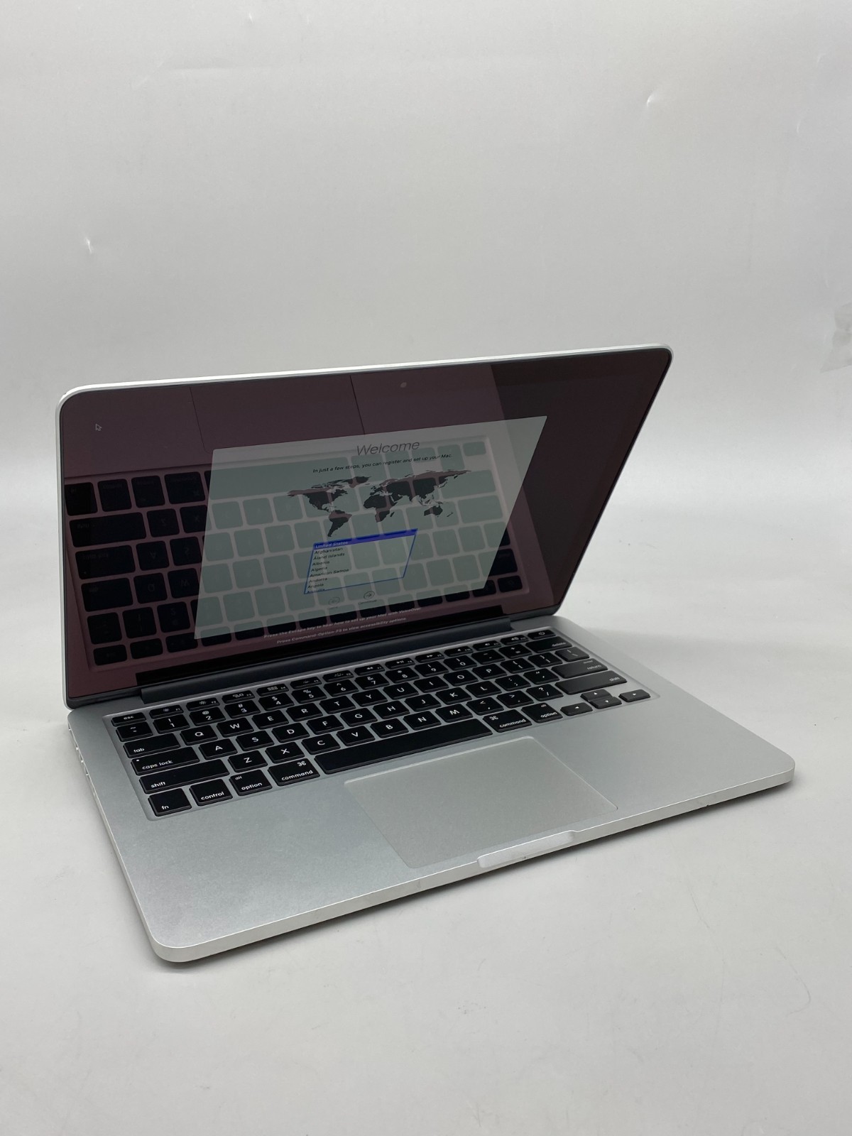 Apple MacBook Pro 13″ 2015 A1502 i5-5257U 8GB DDR3 128GB SSD -C/See photo