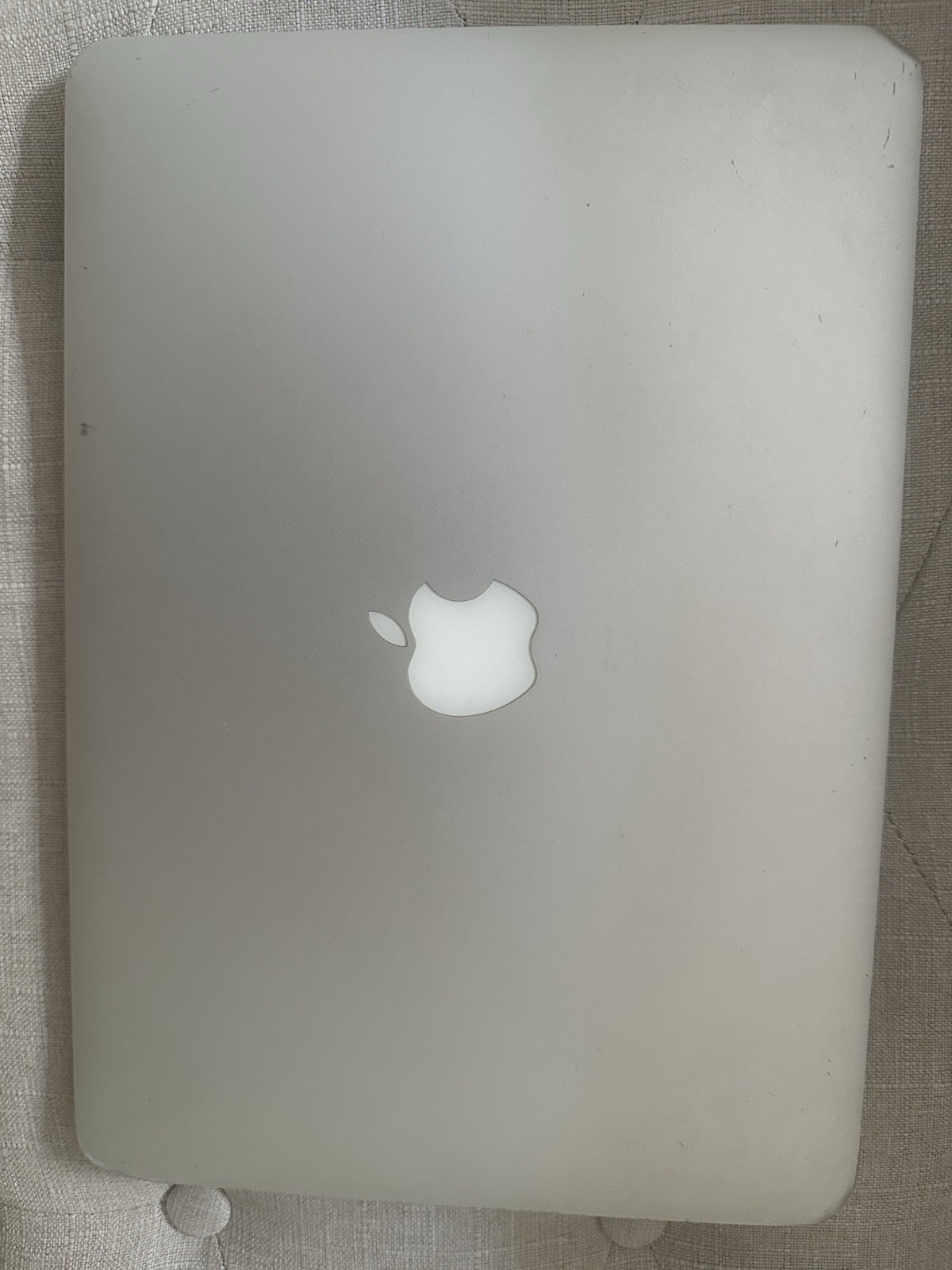 Apple MacBook Air 13-inch 2014 Core I5