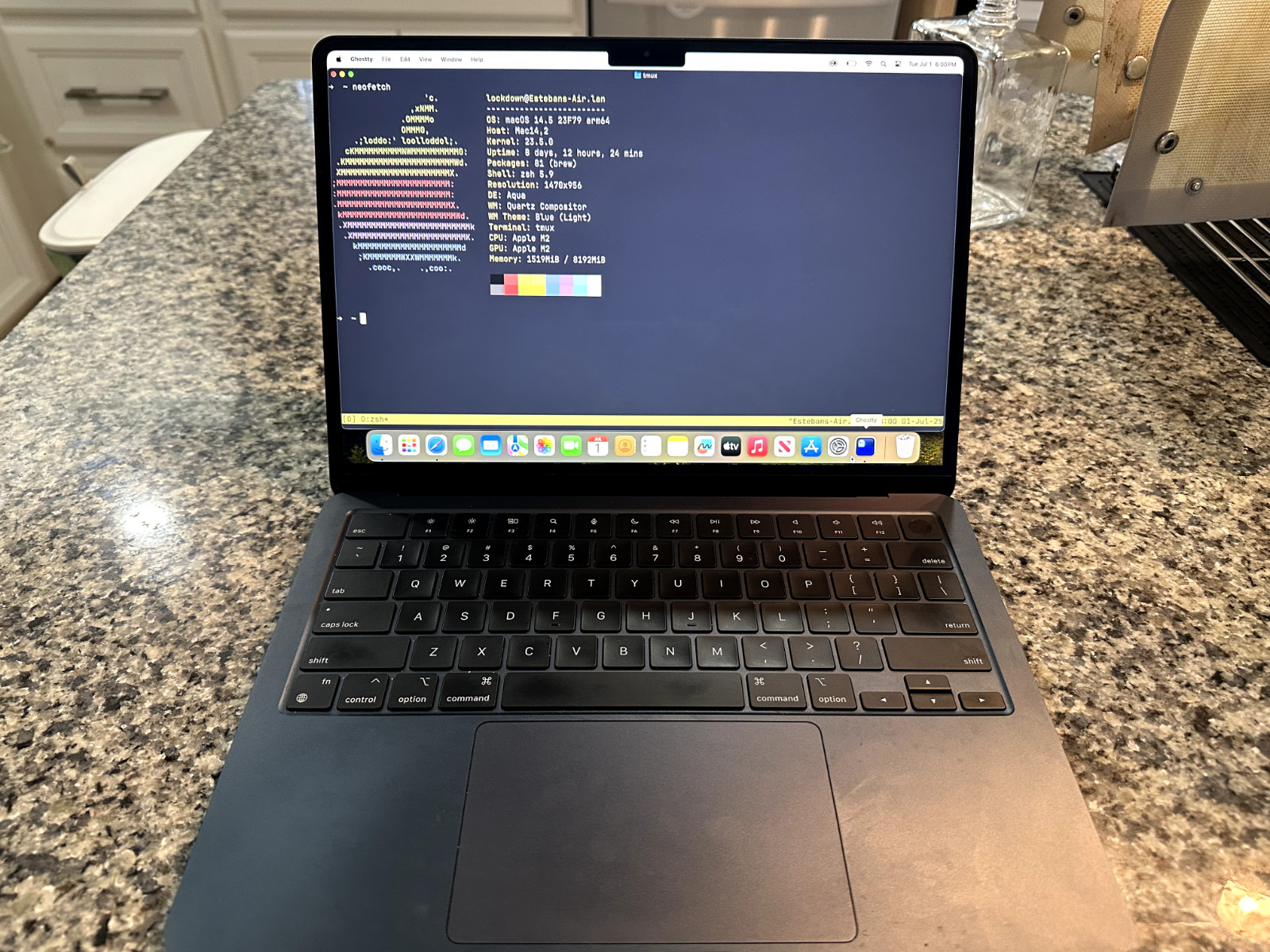 Apple MacBook Air 13.6″ (256GB SSD, M2, 8GB) Laptop  Midnight Color.