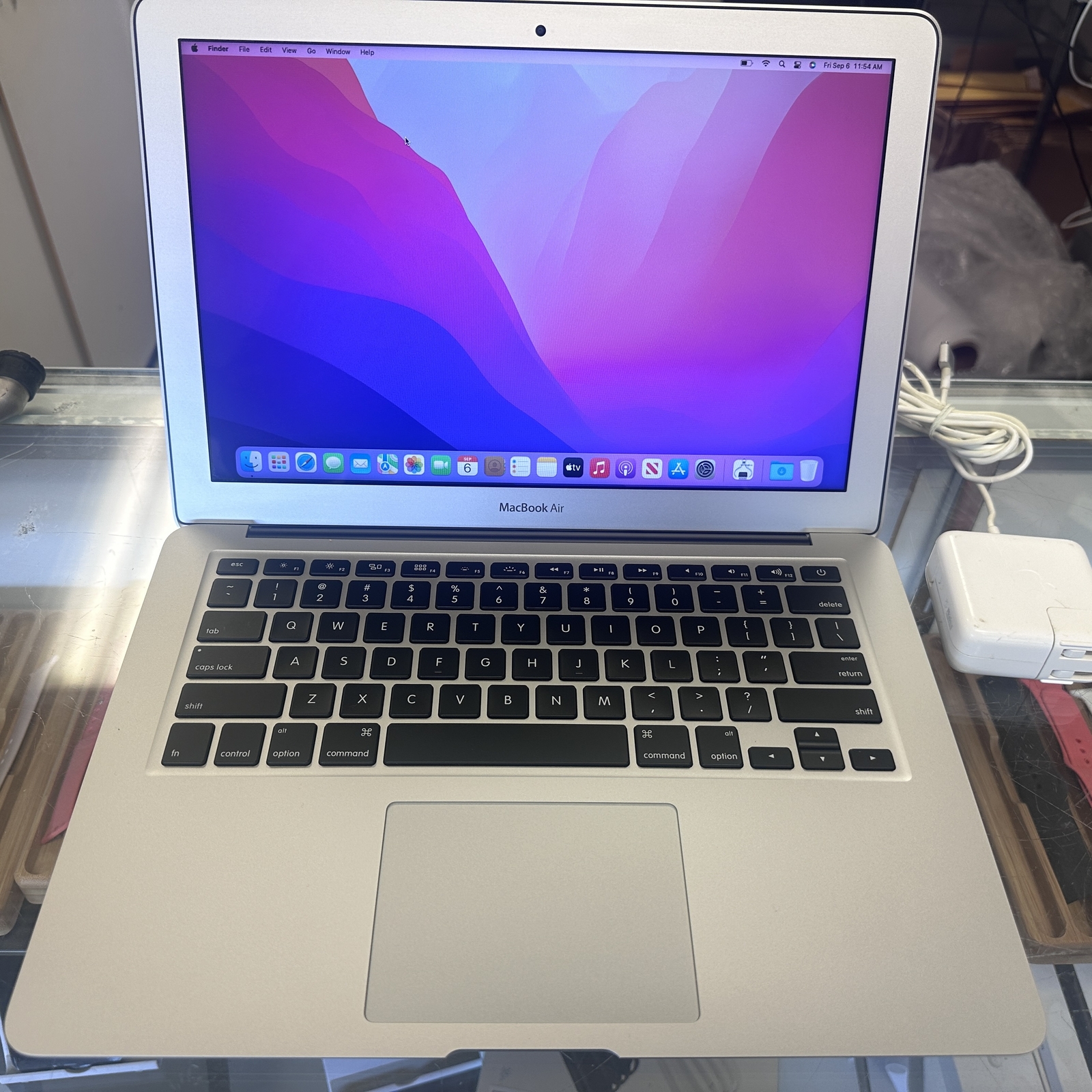 Apple 2017 Macbook Air 13″ i5 1.8GHz 8GB 256GB SSD Grade B One Year Warranty !