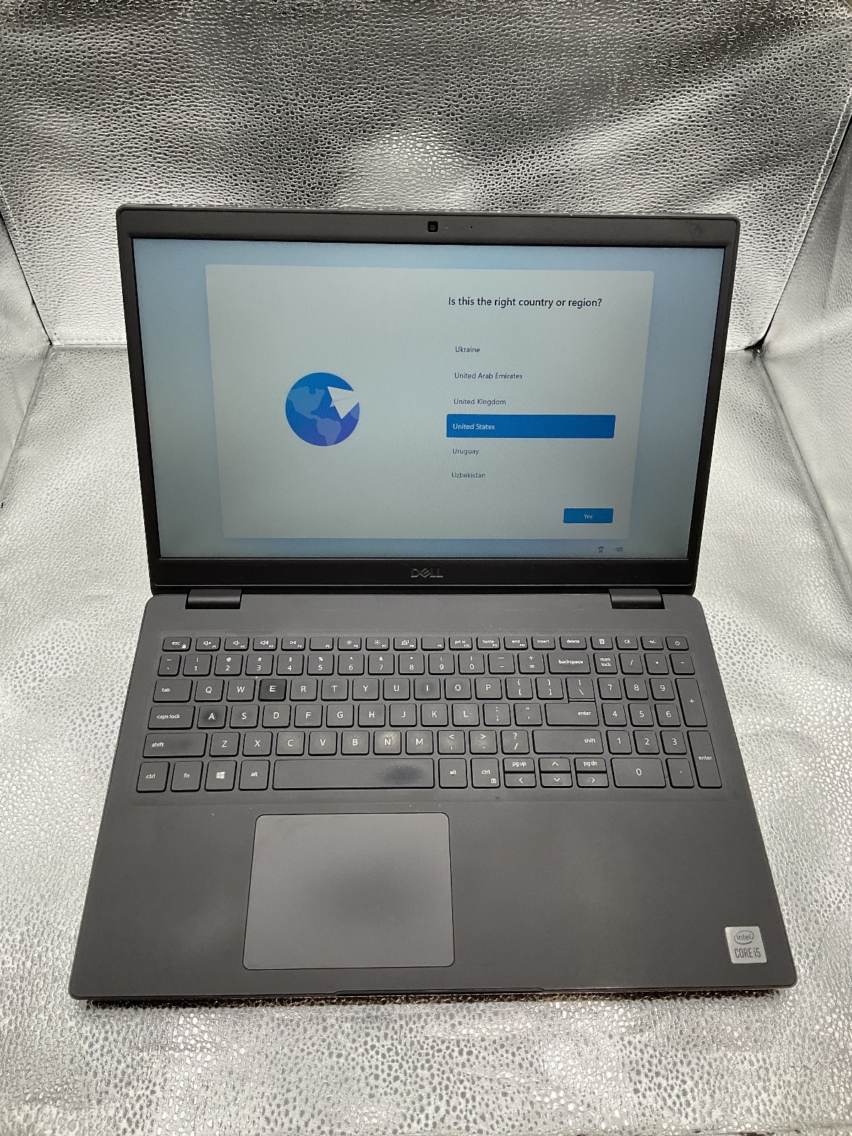 Dell Latitude 3510 15 inch laptop i5-10210U 1.6 Ghz, 16 GB, 512 GB NVME, Win 11