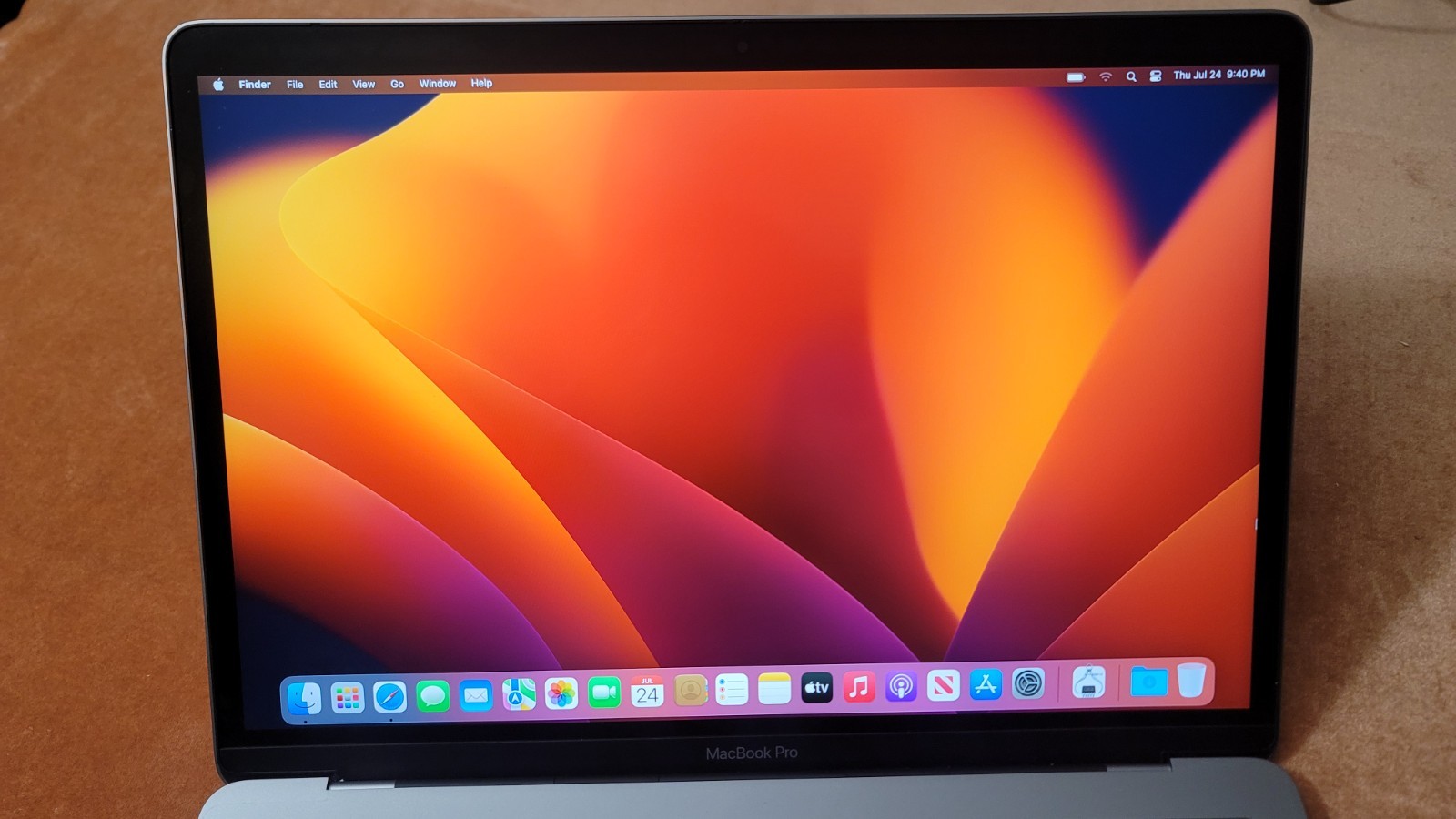 Apple MacBook Pro A1708 2017 13.3″ i5 2.3GHz 8GB RAM 256GB SSD Space Gray