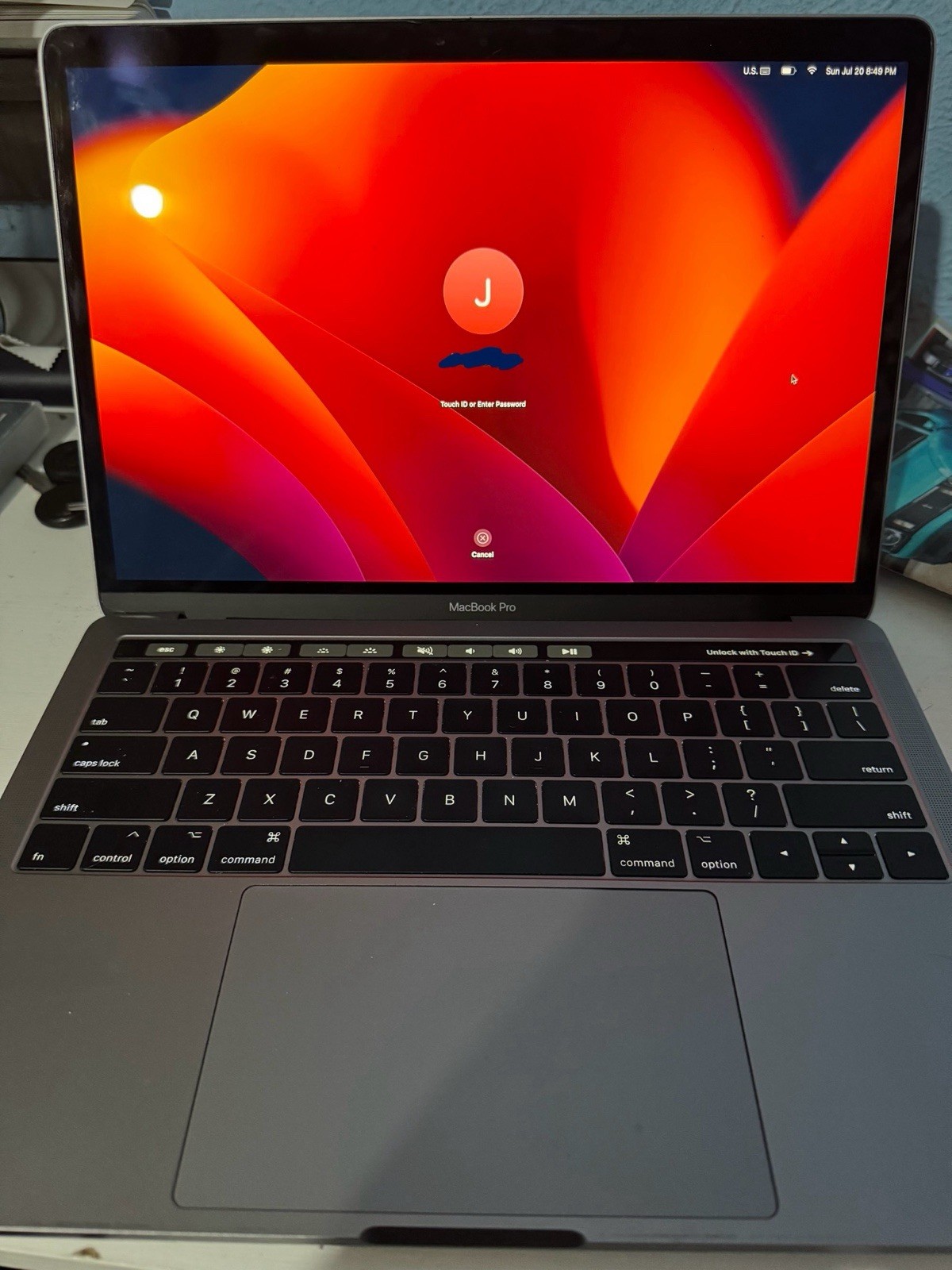 Apple MacBook Pro 13 Inch 2017 I5 3.3GHz 16GB RAM 512GB SSD Storage Touch Bar