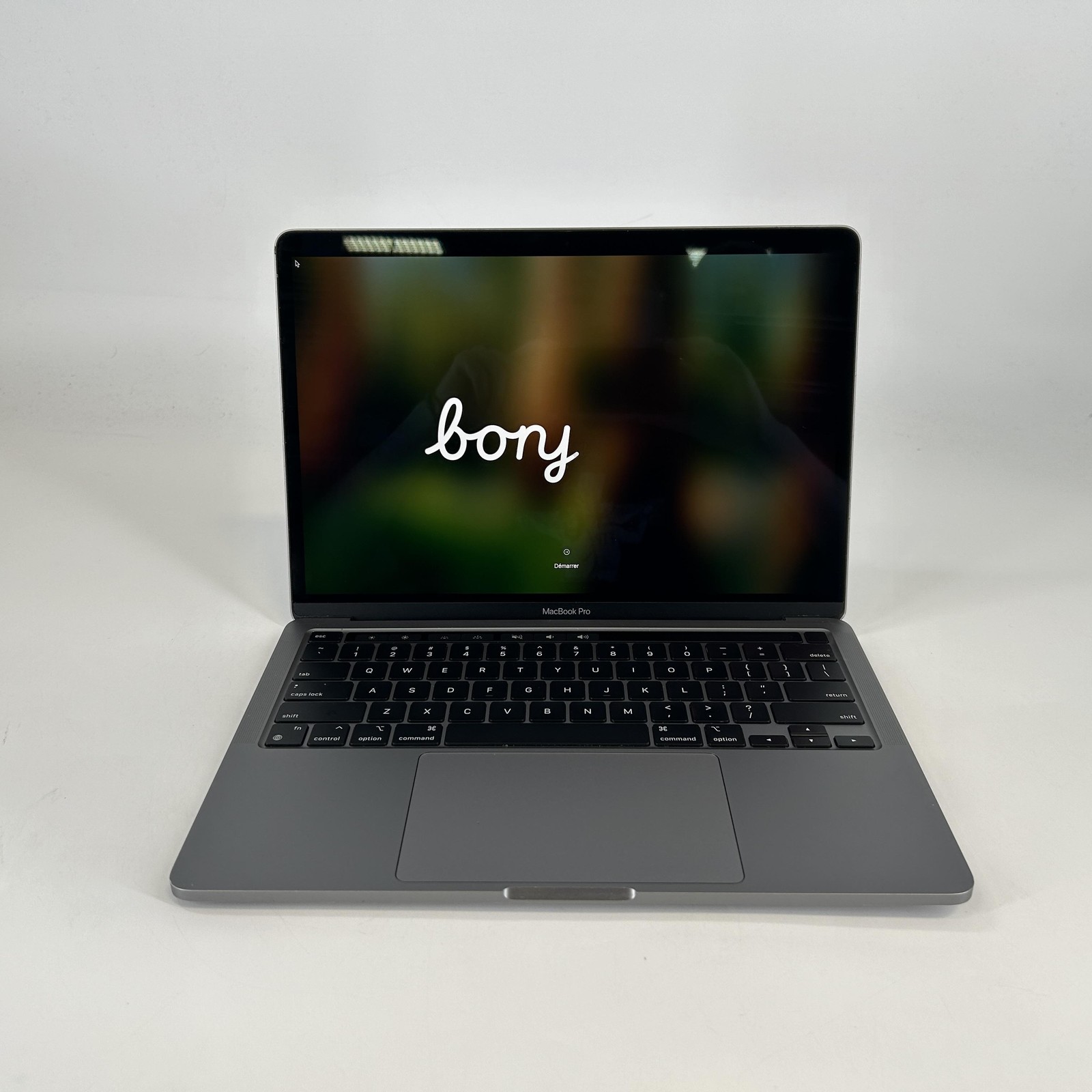 MacBook Pro 13 Space Gray 2022 3.49 GHz M2 8-Core CPU 10-Core GPU 8GB 512GB SSD