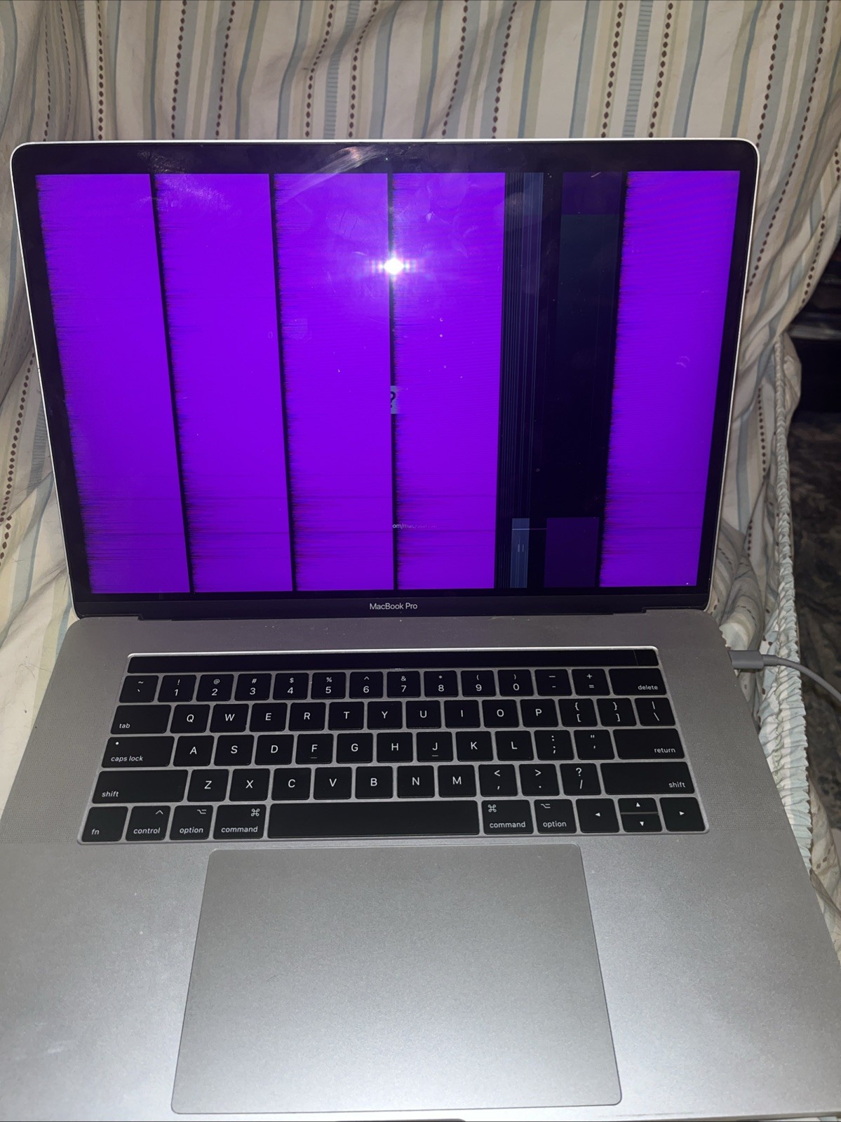 Apple MacBook Pro 16-inch