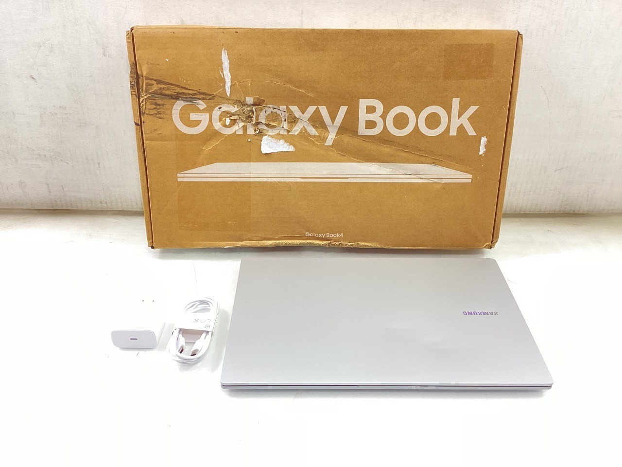 Samsung Galaxy Book4 15.6″ Core 5 120U 16GB 512GB SSD WiFi 6 W11P NP754XGK-KS2US