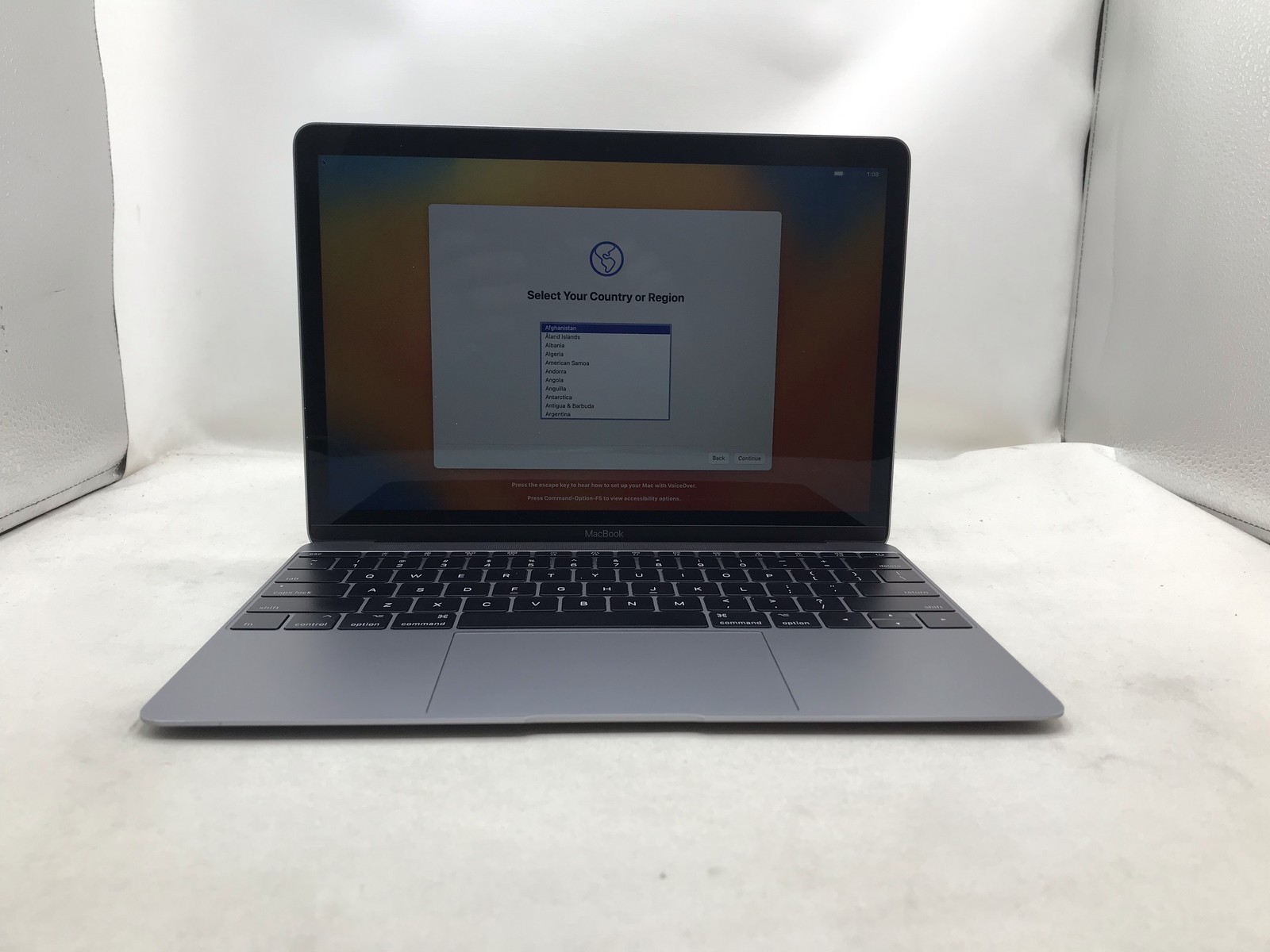 APPLE MACBOOK A1534 2017 12″ i7 1.4GHz 16GB 512GB *GRADE D*