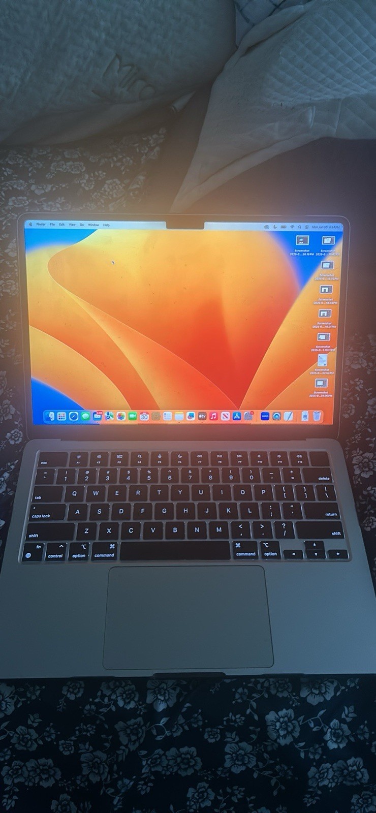 2022 Apple MacBook Air 13.6″ M2 8C GPU 3.5GHz 8GB RAM 256GB SSD A2681