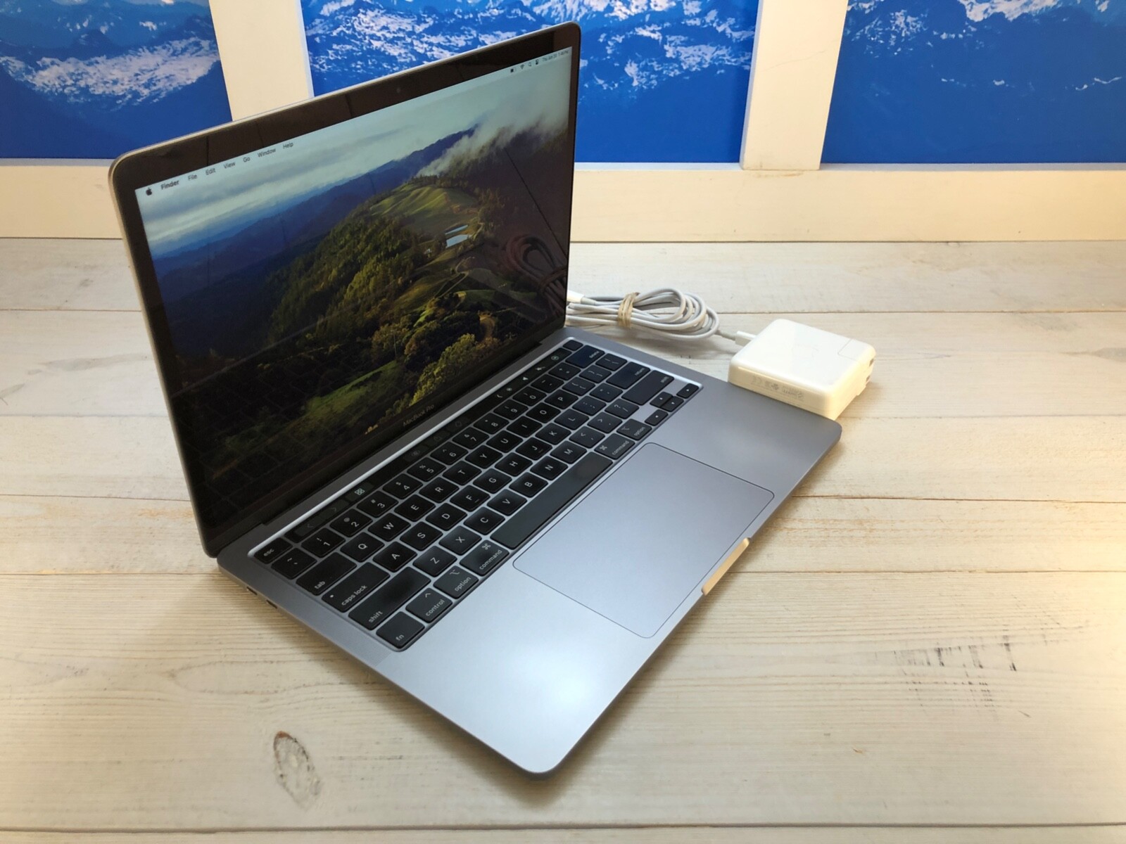 Apple MacBook Pro Touch Bar 2020 13″ Laptop 512GB SSD 8GB RAM Space Gray