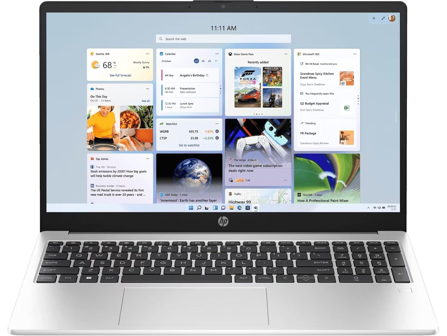 HP 255 G10 15.6″ AMD Ryzen 3 7330U 2.3 GHz 8GB DDR4 128GB SSD W11P Laptop, GR