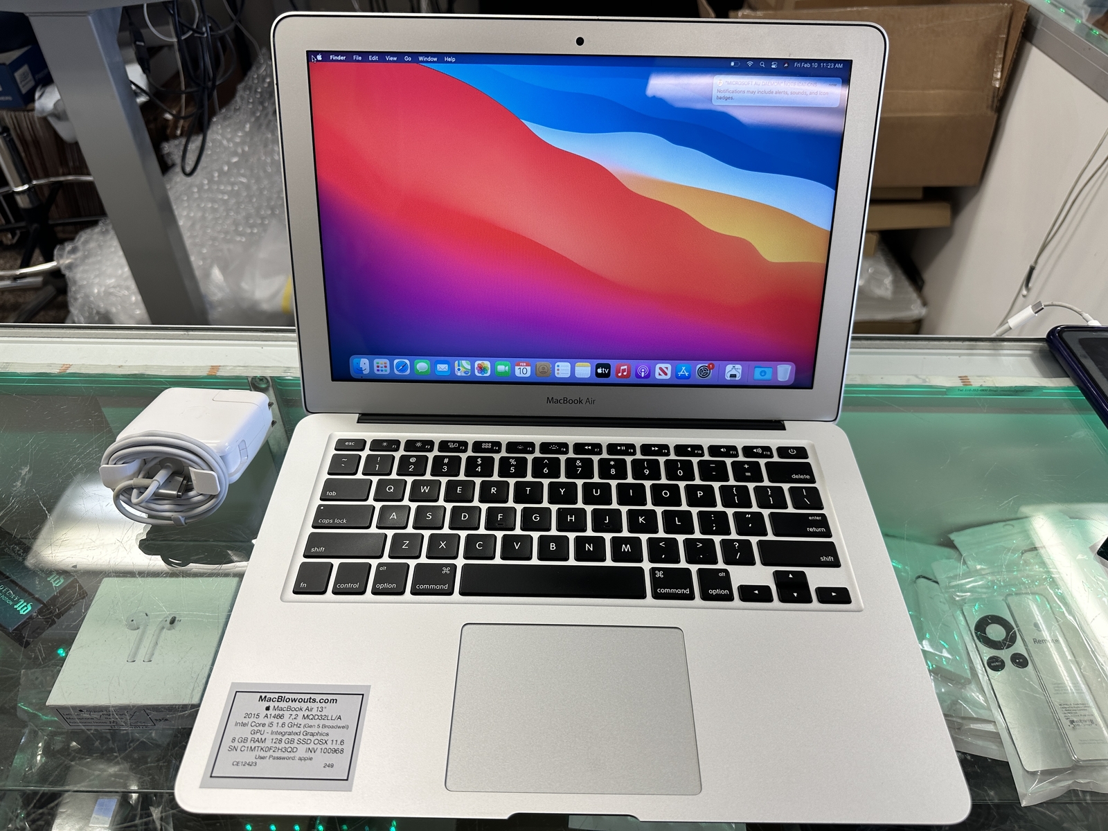 Apple MacBook Air 13″ 1.6GHz Core i5 8GB 128GB 2015 MJVE2LL/A One Year Warranty