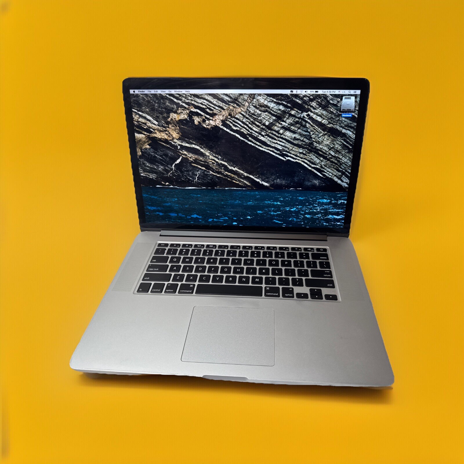 Apple MacBook Pro Retina 15″ (256GB SSD, Intel Core i7 4th Gen., 2.50 GHz, 16GB)
