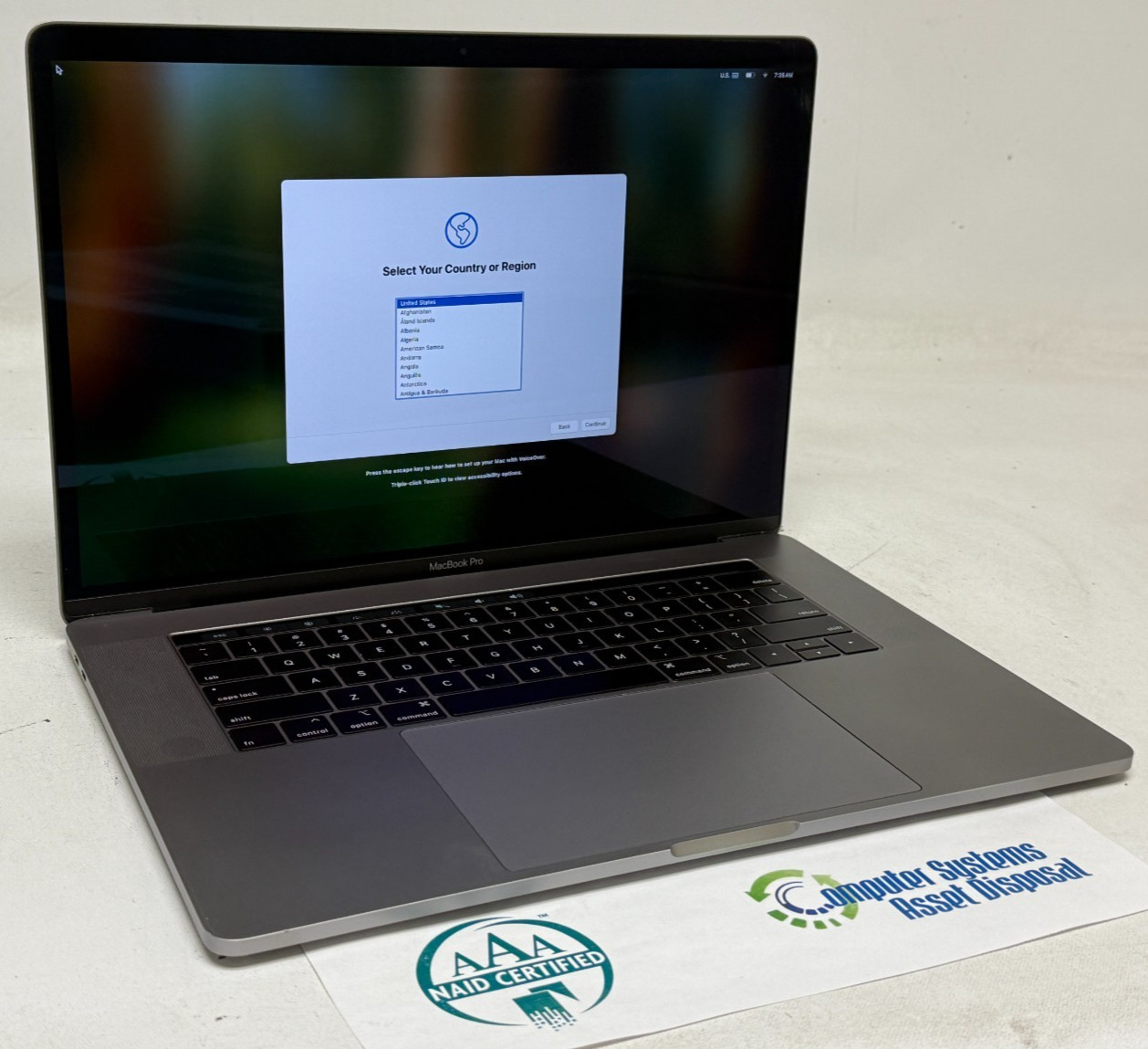 Apple MacBook Pro 2019 15.4″ (i7-9750H – 16GB RAM – 256GB SSD – MV902LL/A)