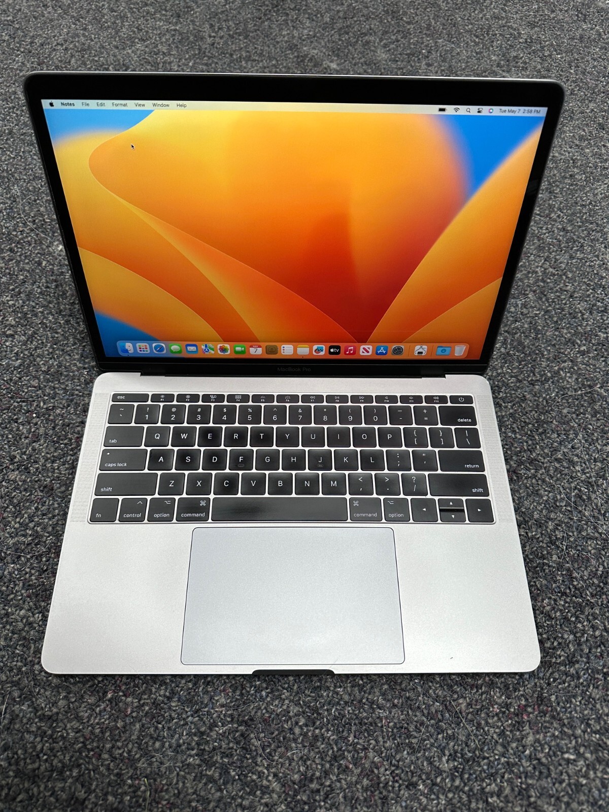 2017 Apple MacBook Pro 13”- Core i5 2.3GHZ – Choose Specs – LCD Discolor