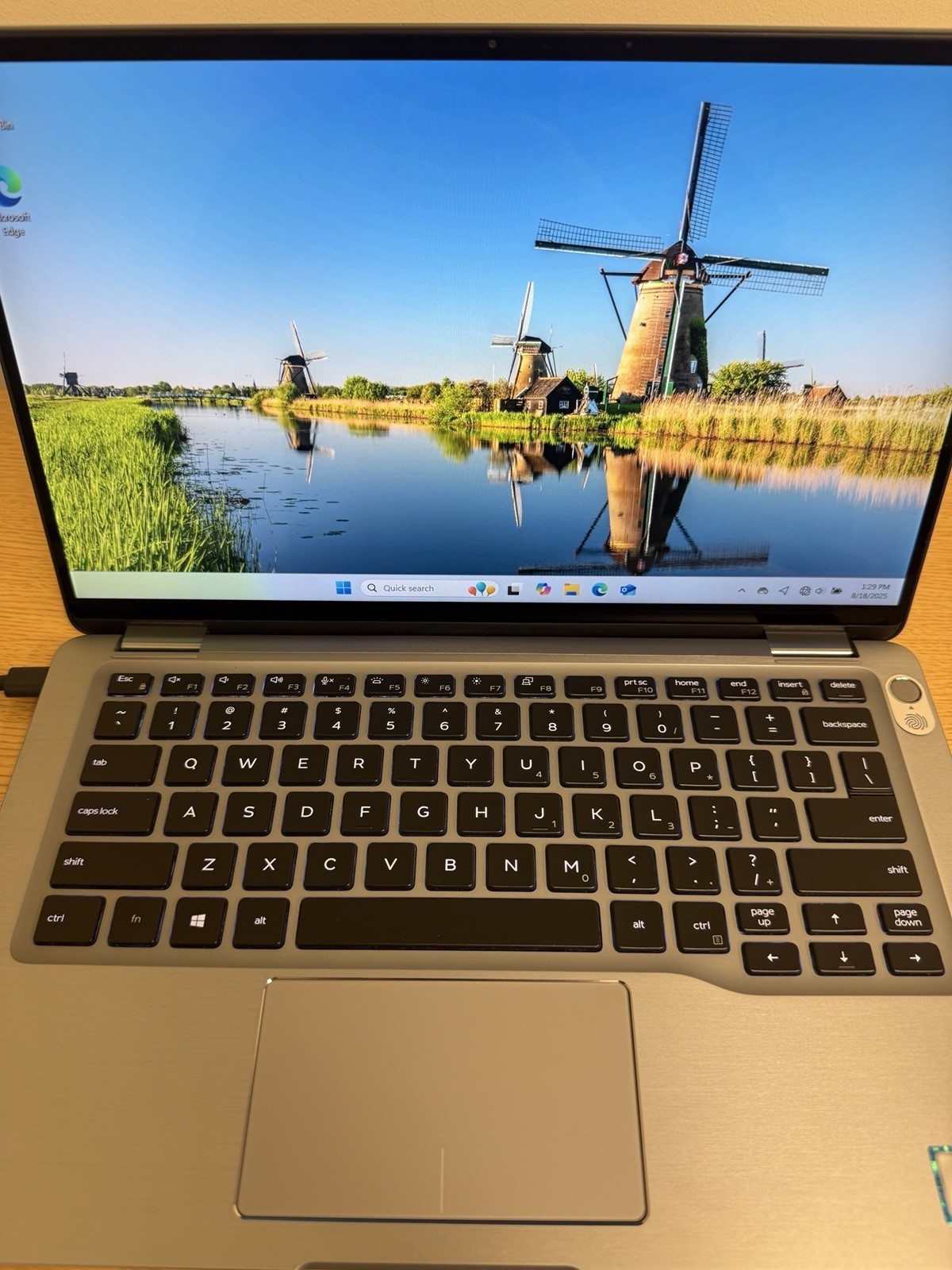 Dell Latitude 7400 2-In-1 14” 512GB SSD 16GB RAM i7-8665U 1.9GHz Win 11 Pro