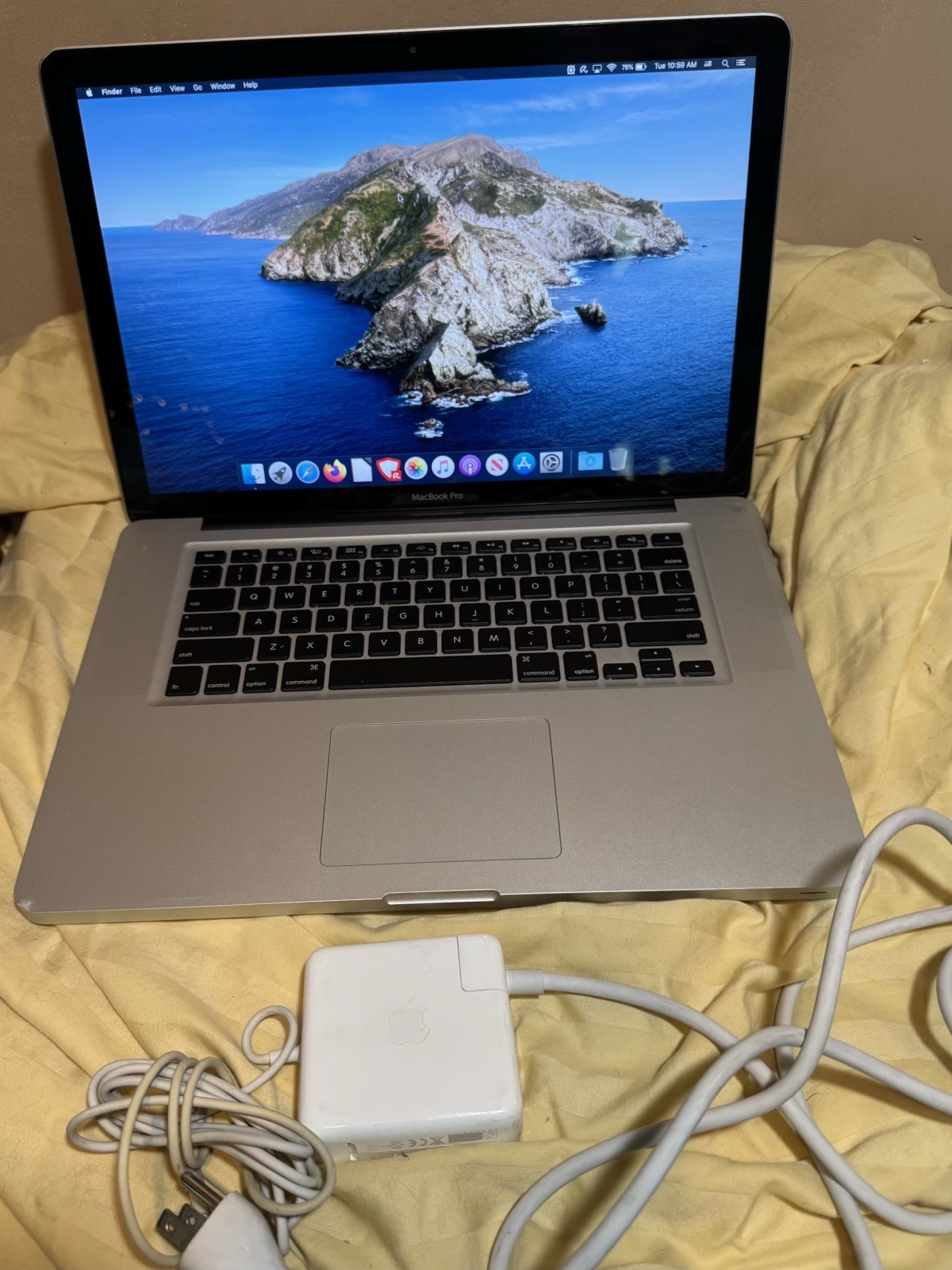 Apple MacBook Pro 15″ 500GB HDD, Intel Quad Core i7, 2.3 GHz, 6GB ram, used
